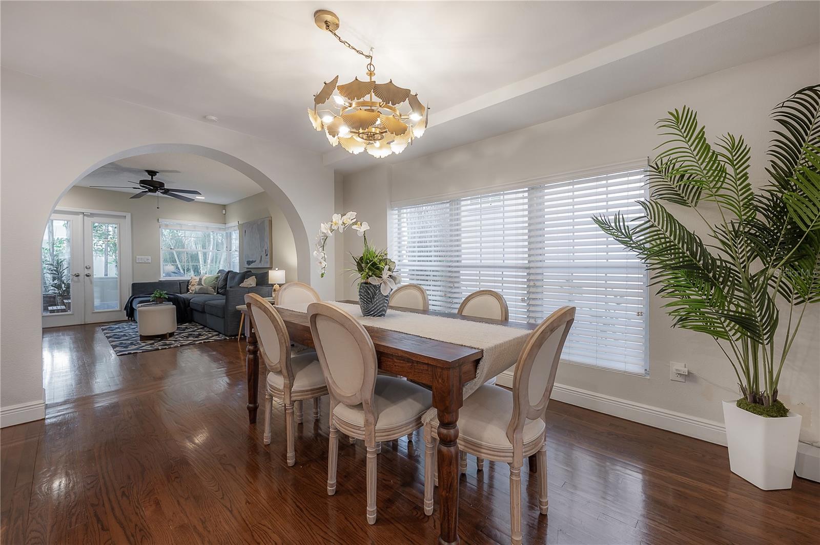 3108 W VILLA ROSA ST