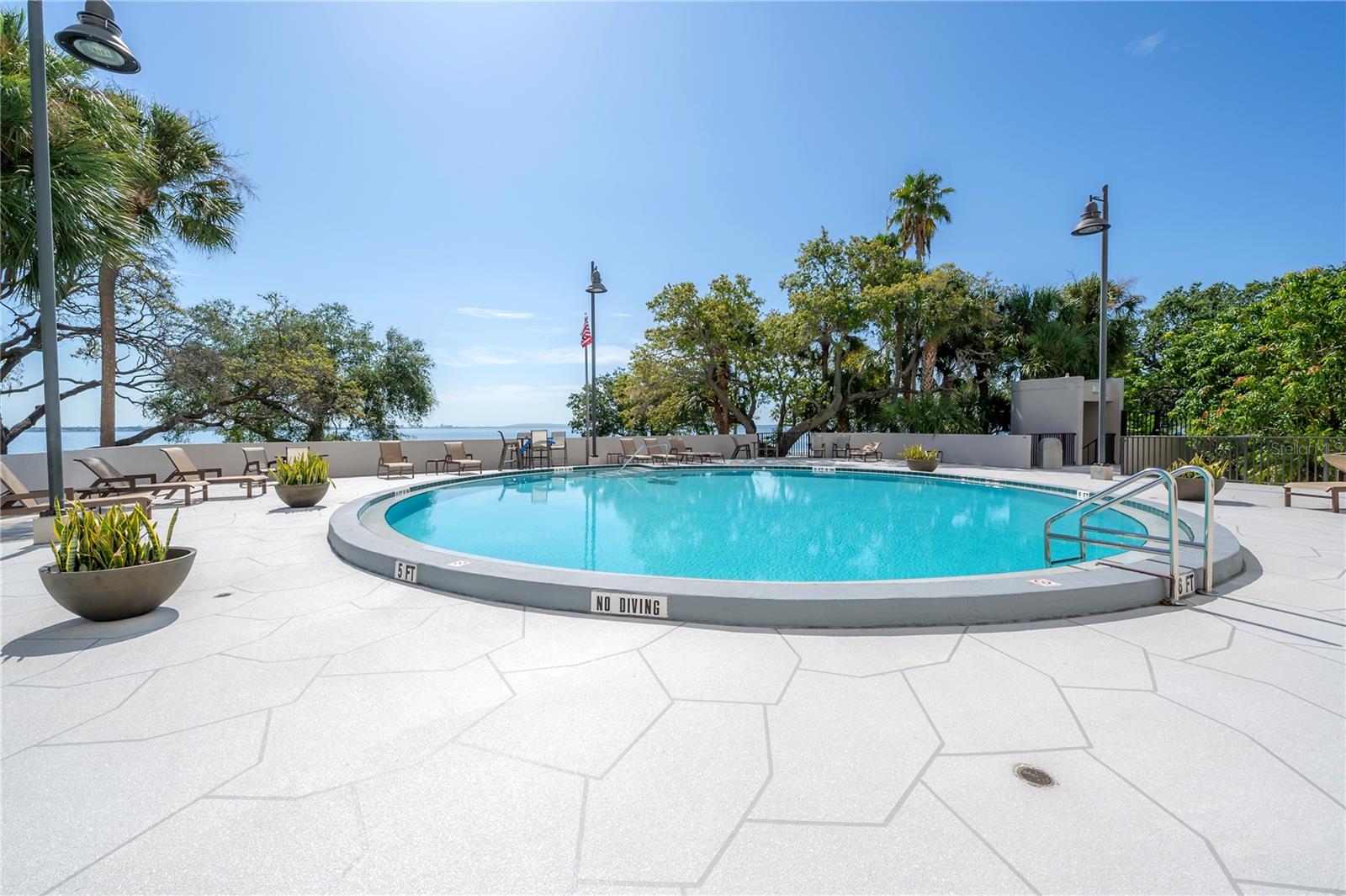 4141 BAYSHORE BLVD #1003