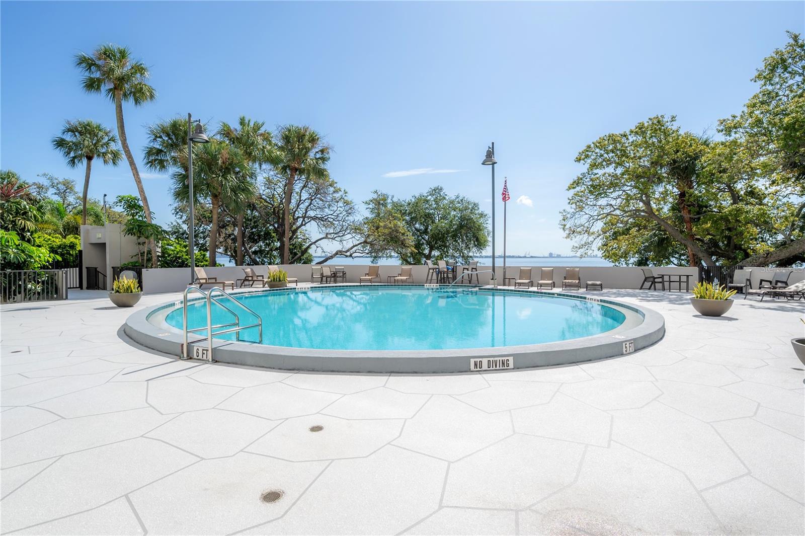 4141 BAYSHORE BLVD #1003