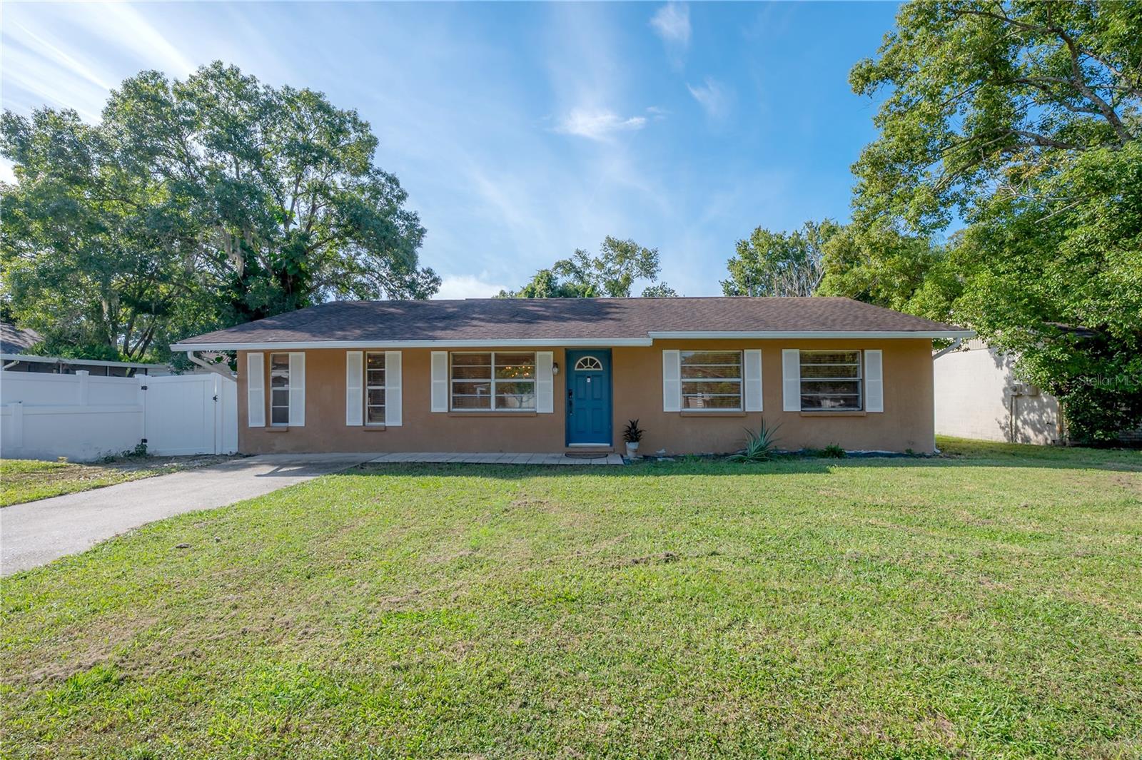 21610 LAGOON DR