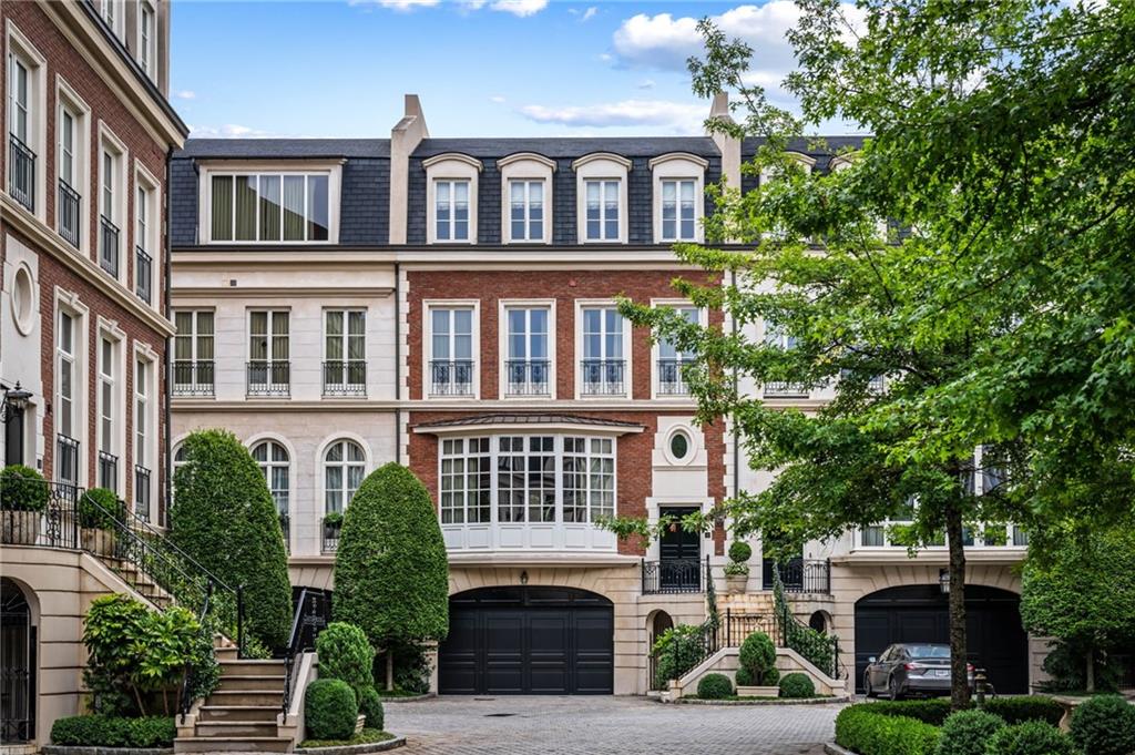2288 Peachtree Road NW Unit 15