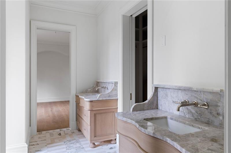 41 Blackland Road NW