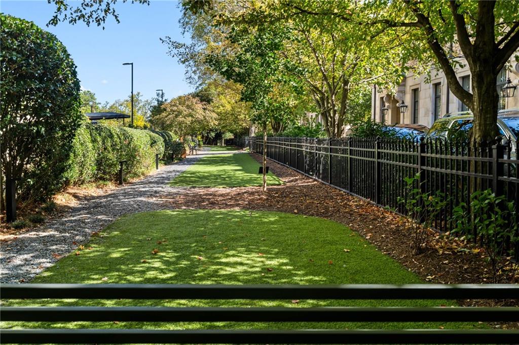 2660 Peachtree Road NW Unit 36F