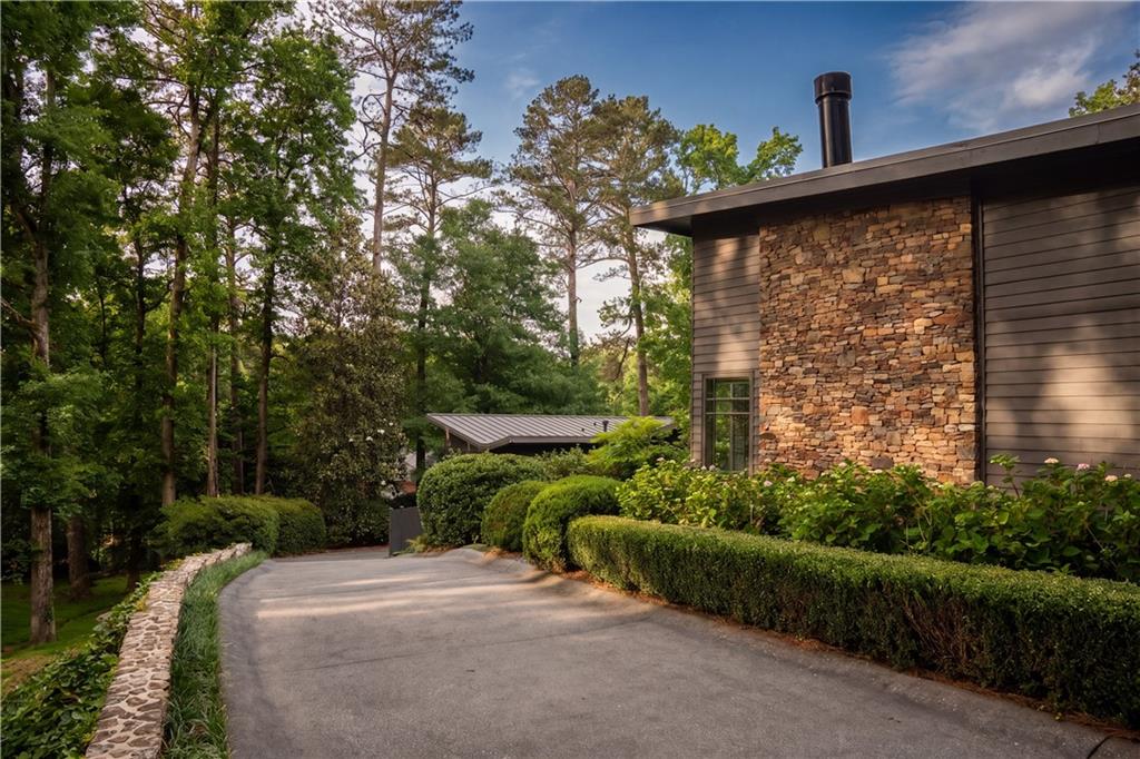3770 Paces Ferry Road NW