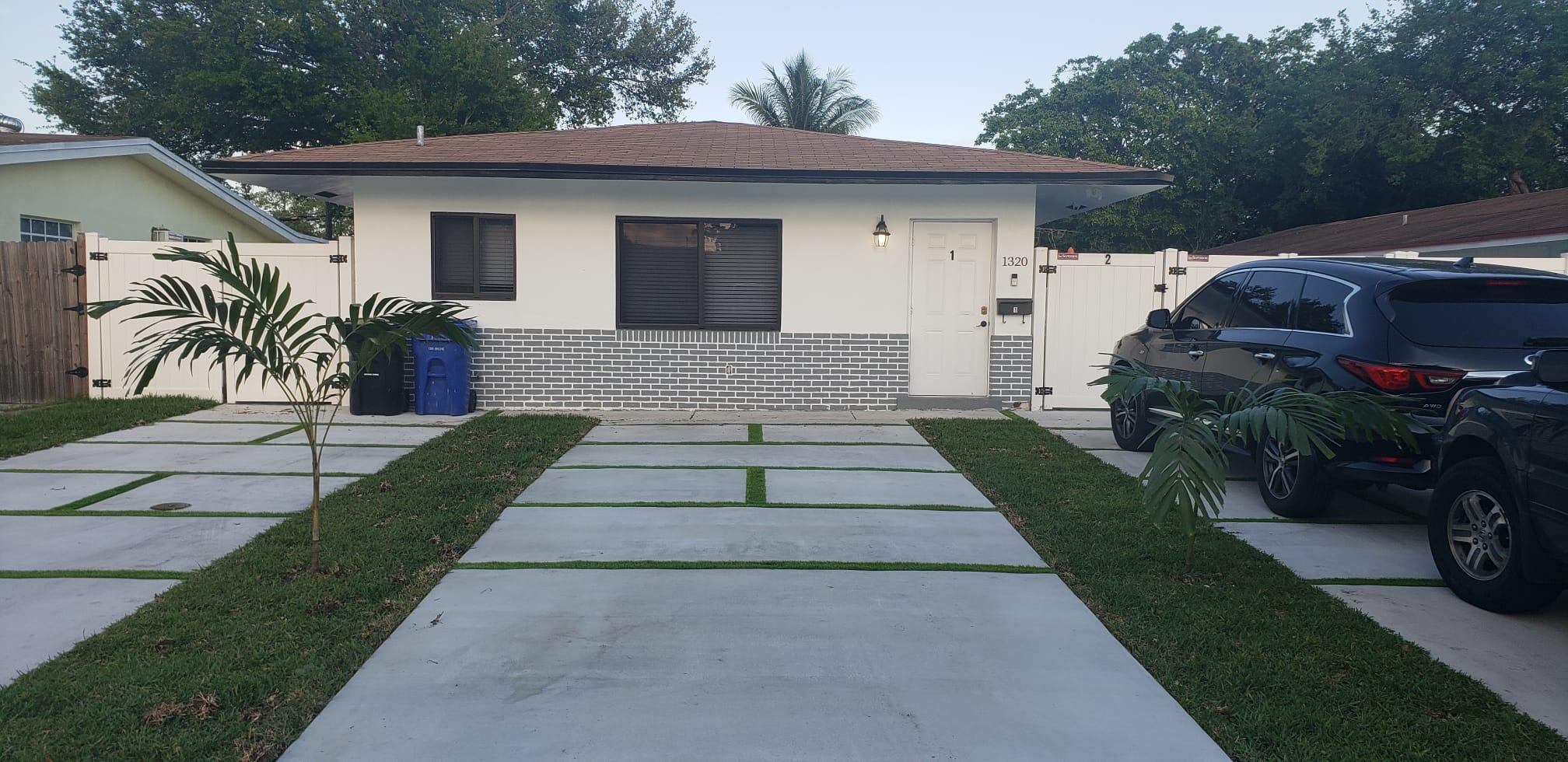 1320 SW 34th Avenue Unit 1