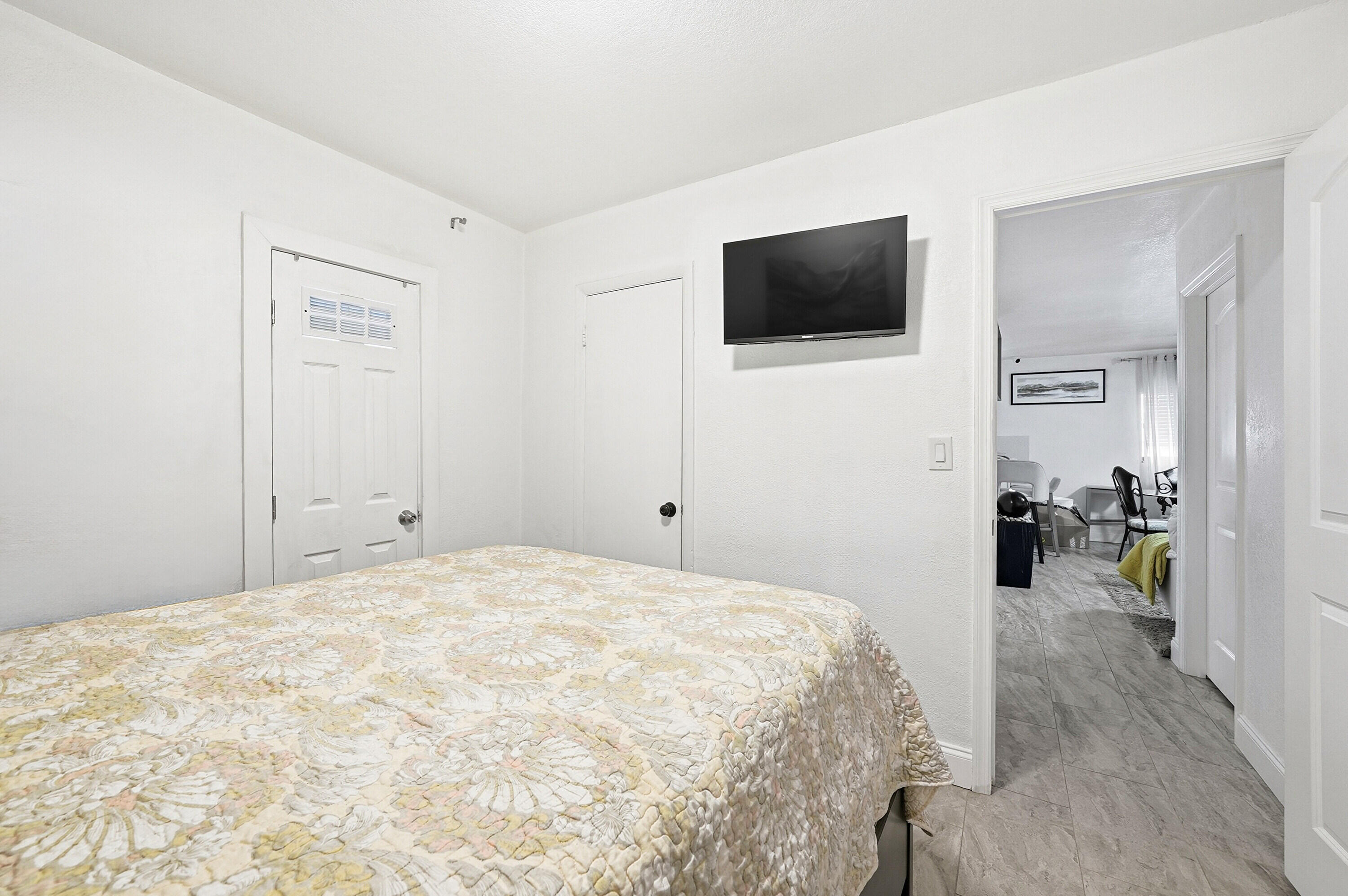 1320 SW 34th Avenue 2