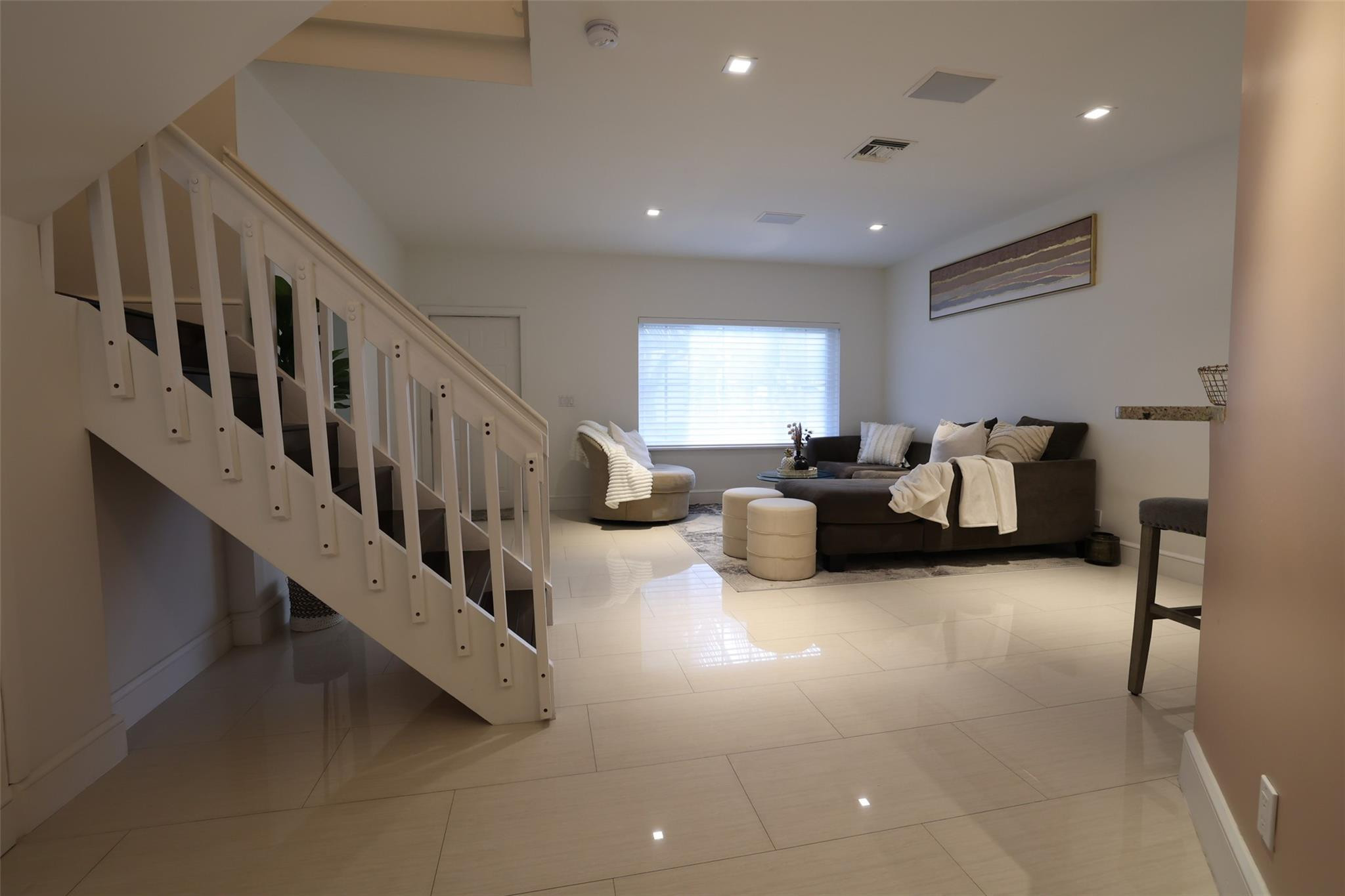 9571 Santa Rosa Drive 505