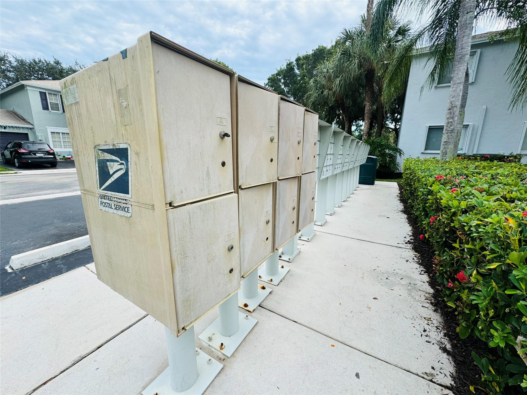 9571 Santa Rosa Drive 505