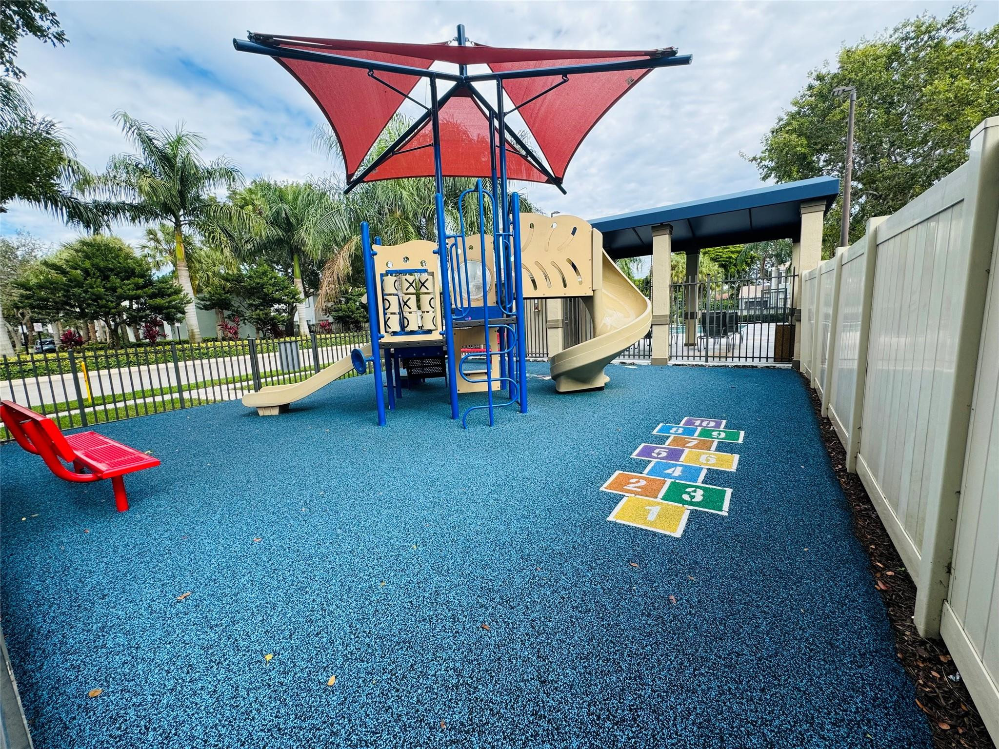 9571 Santa Rosa Drive 505