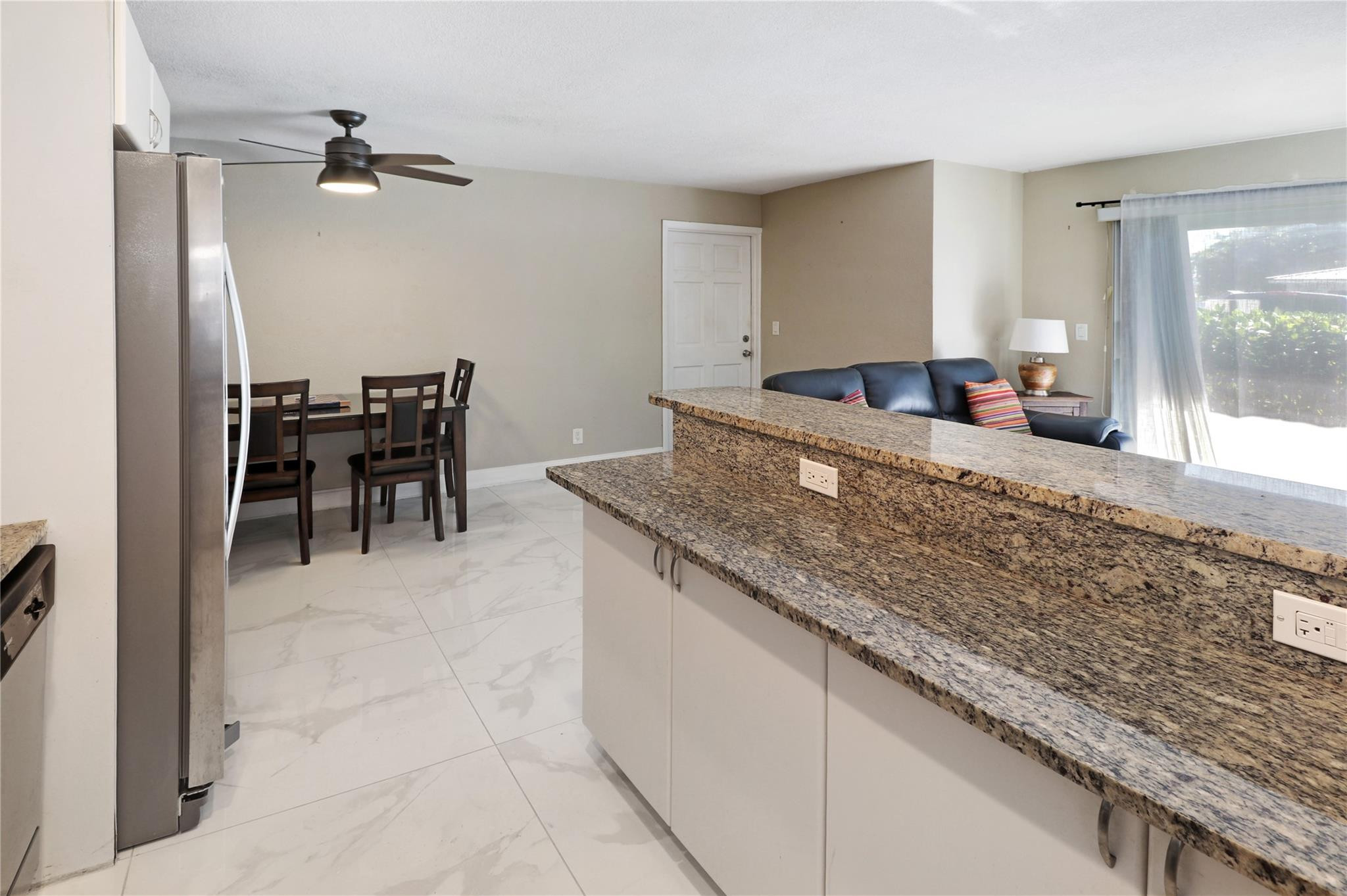 2715 NE 49th Street 101