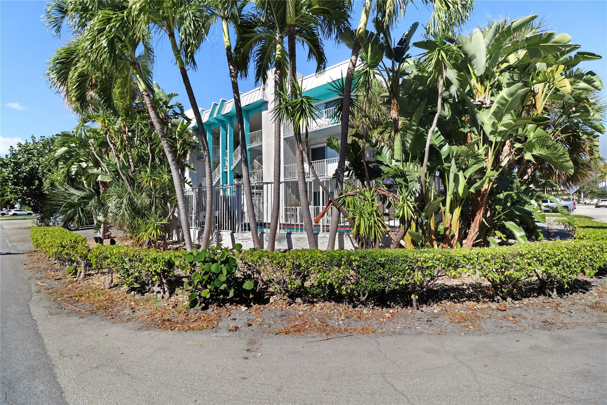 2715 NE 49th Street 101
