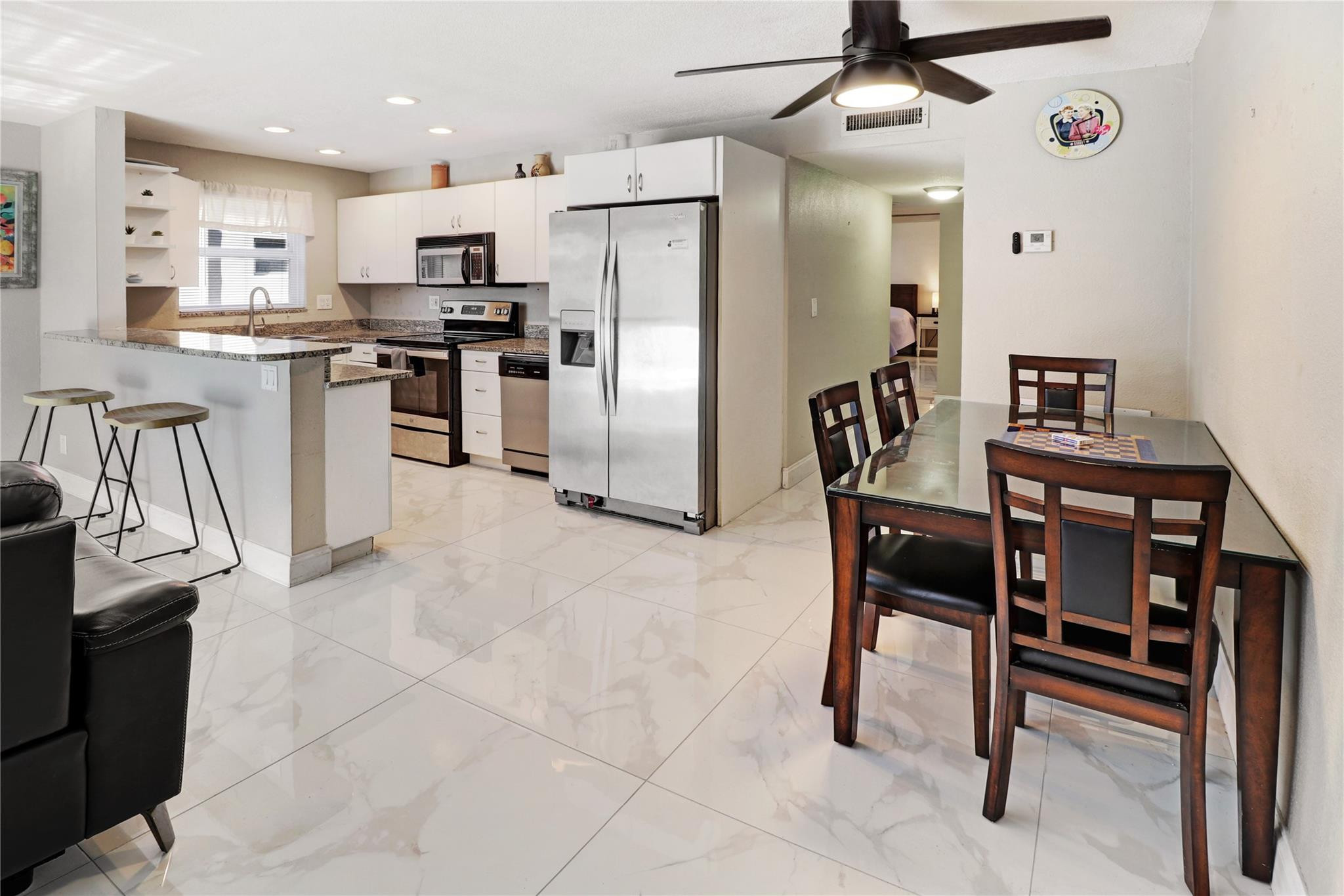 2715 NE 49th Street 101