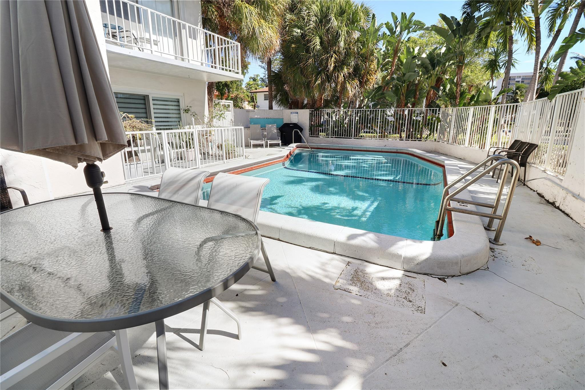 2715 NE 49th Street 101