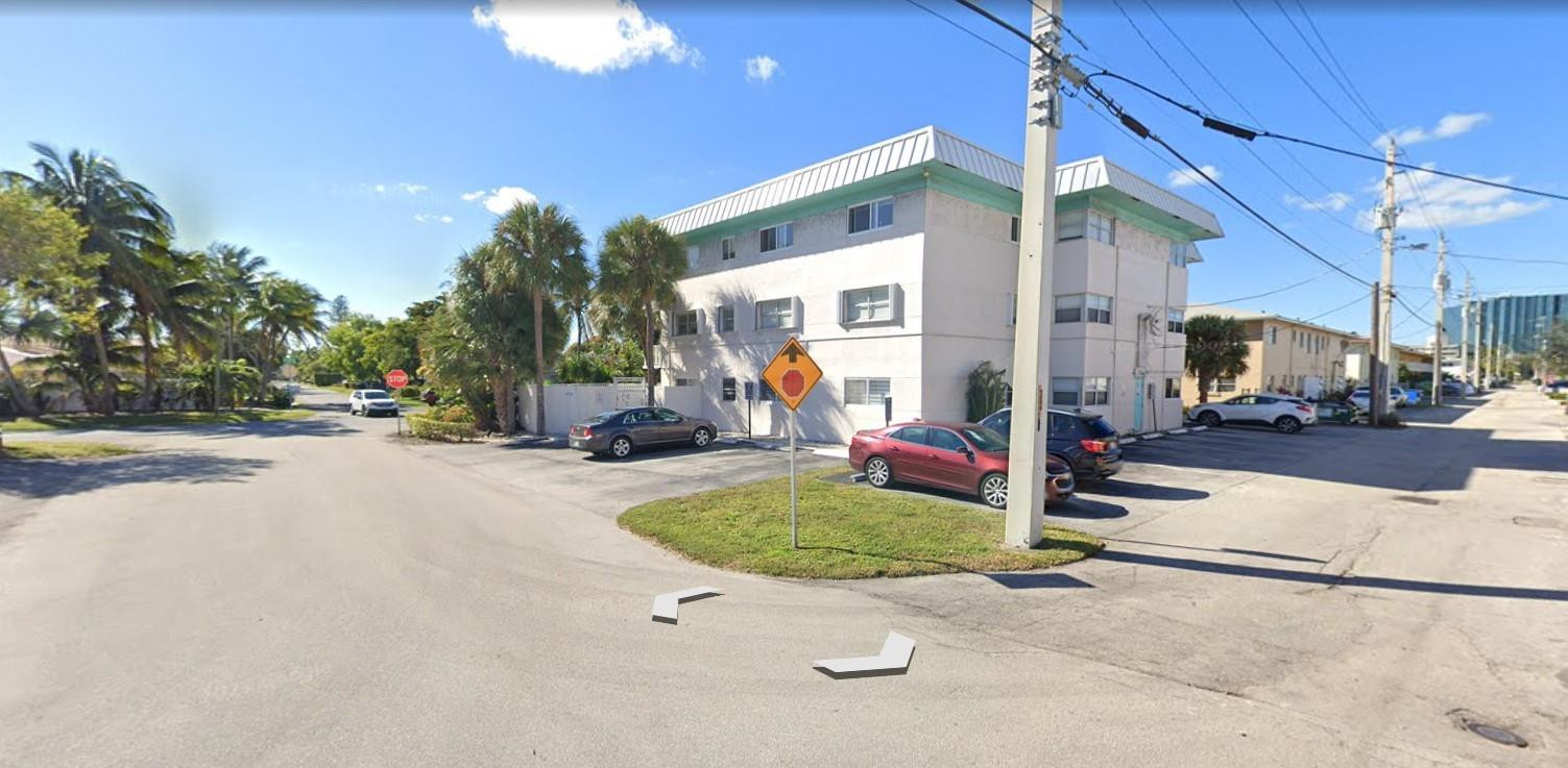 2715 NE 49th Street 101