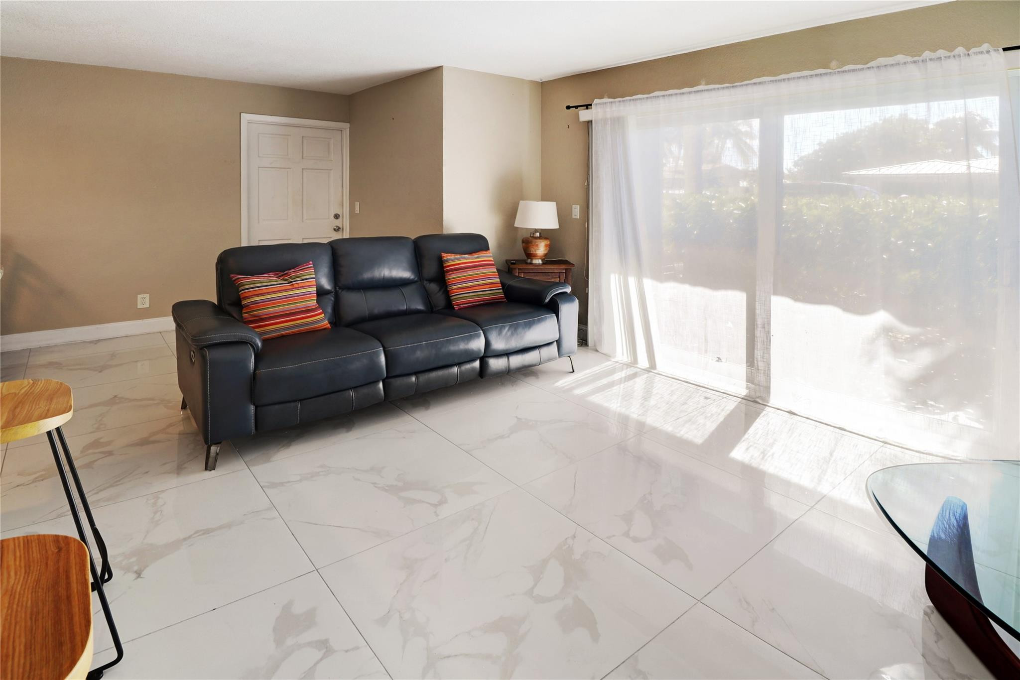 2715 NE 49th Street 101