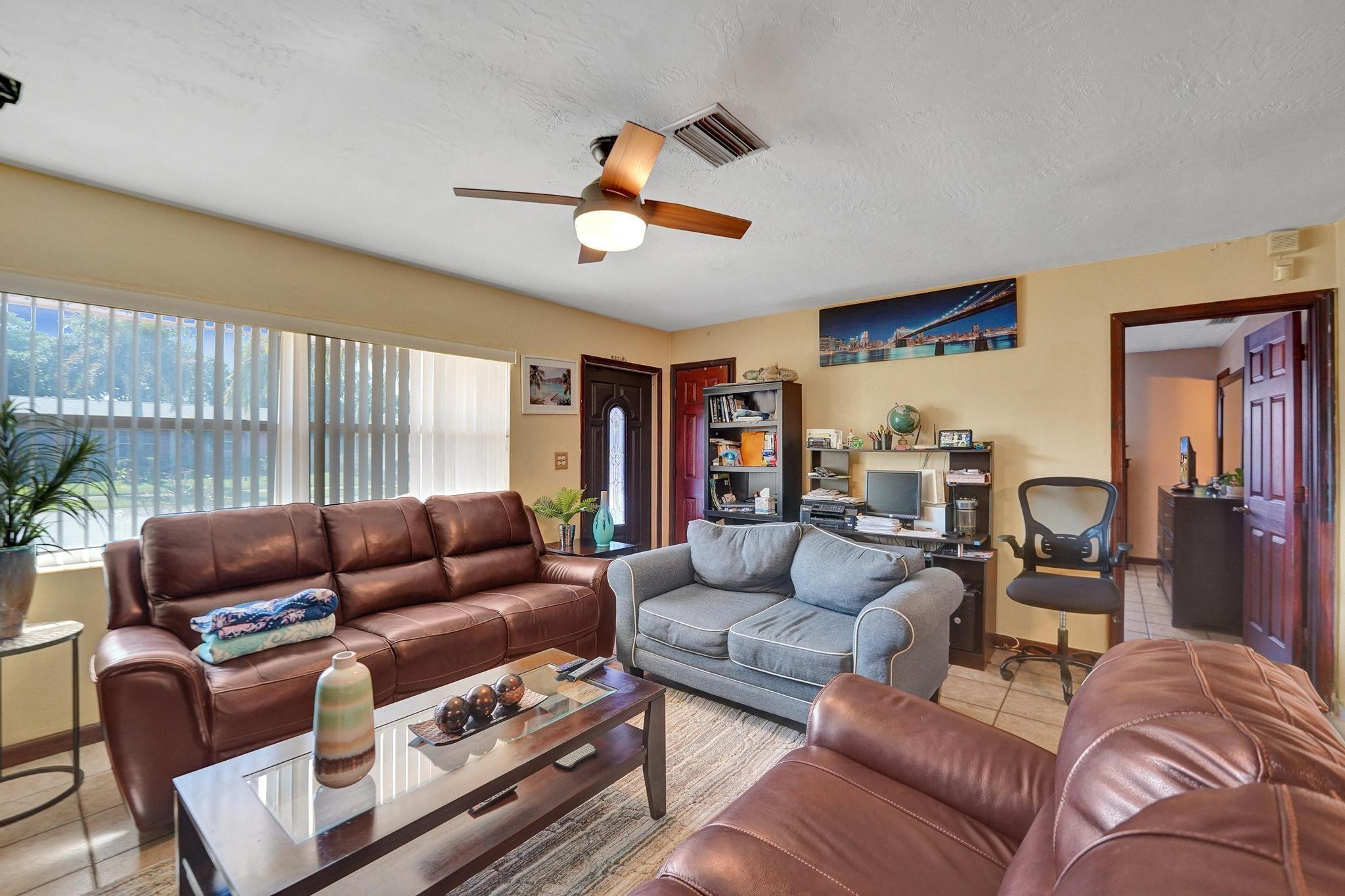 821 NE 52nd Street