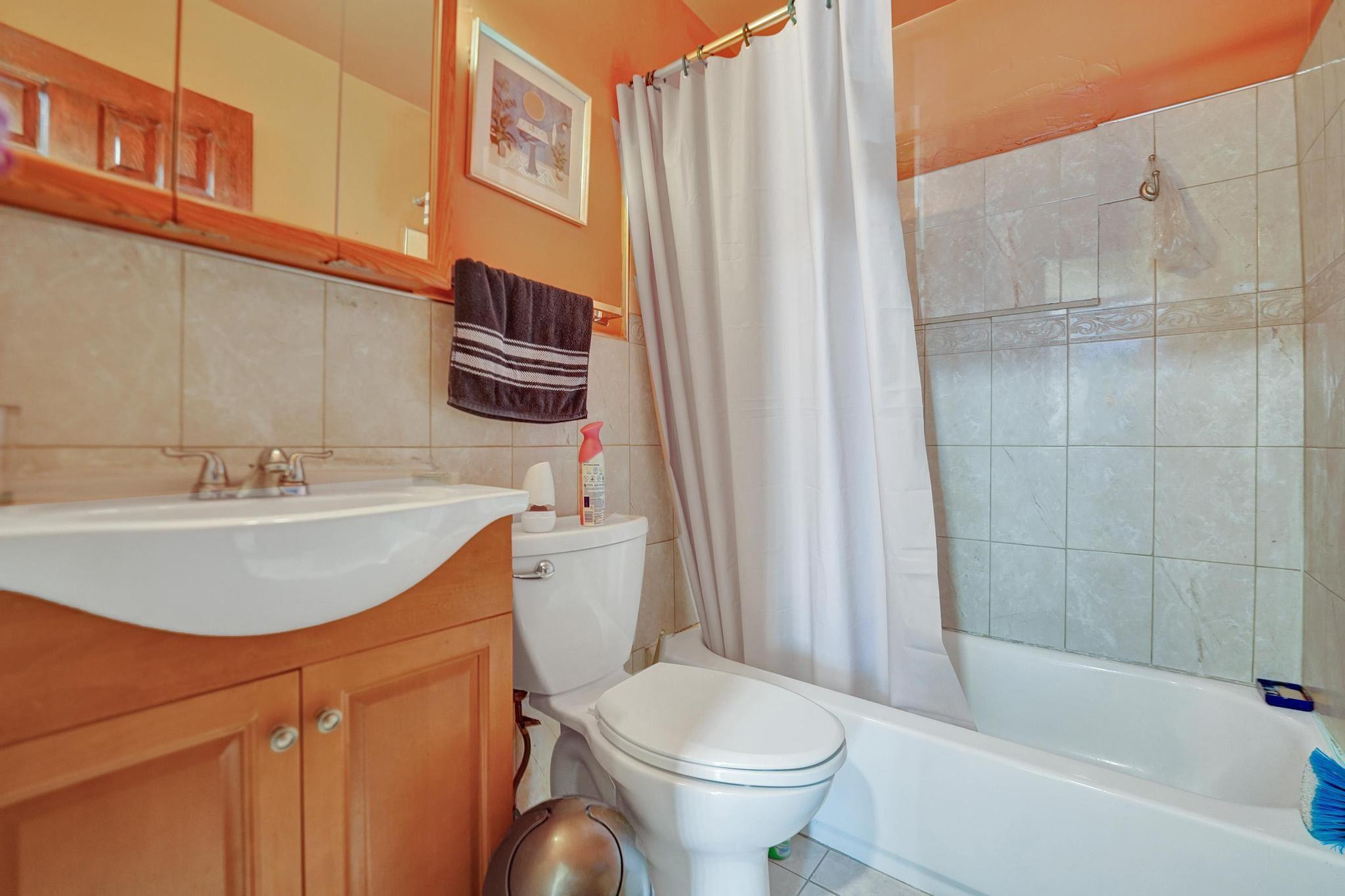 821 NE 52nd Street