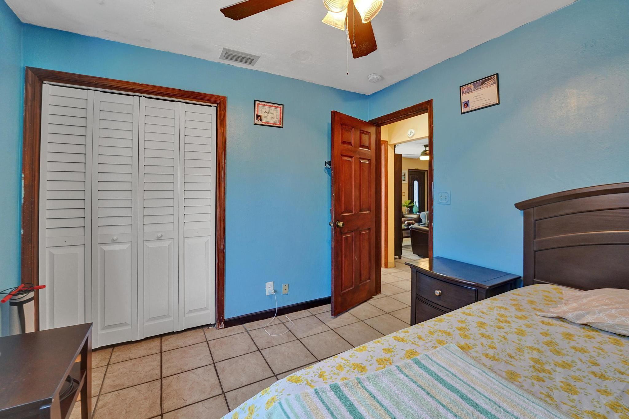 821 NE 52nd Street