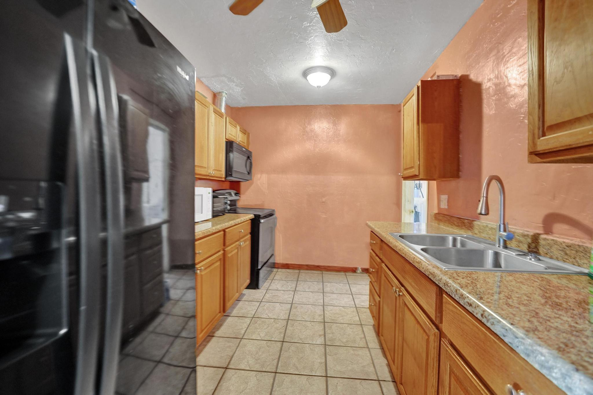 821 NE 52nd Street
