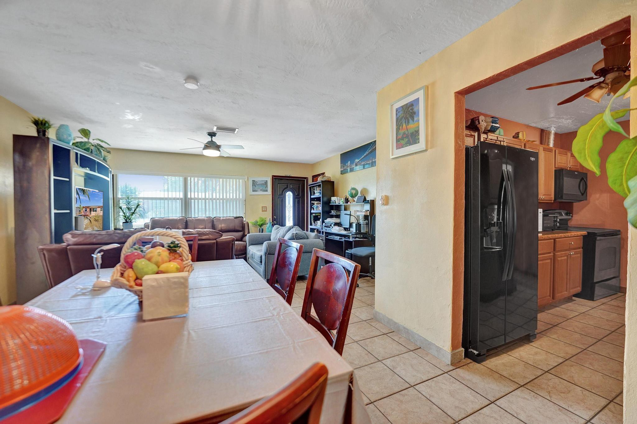 821 NE 52nd Street