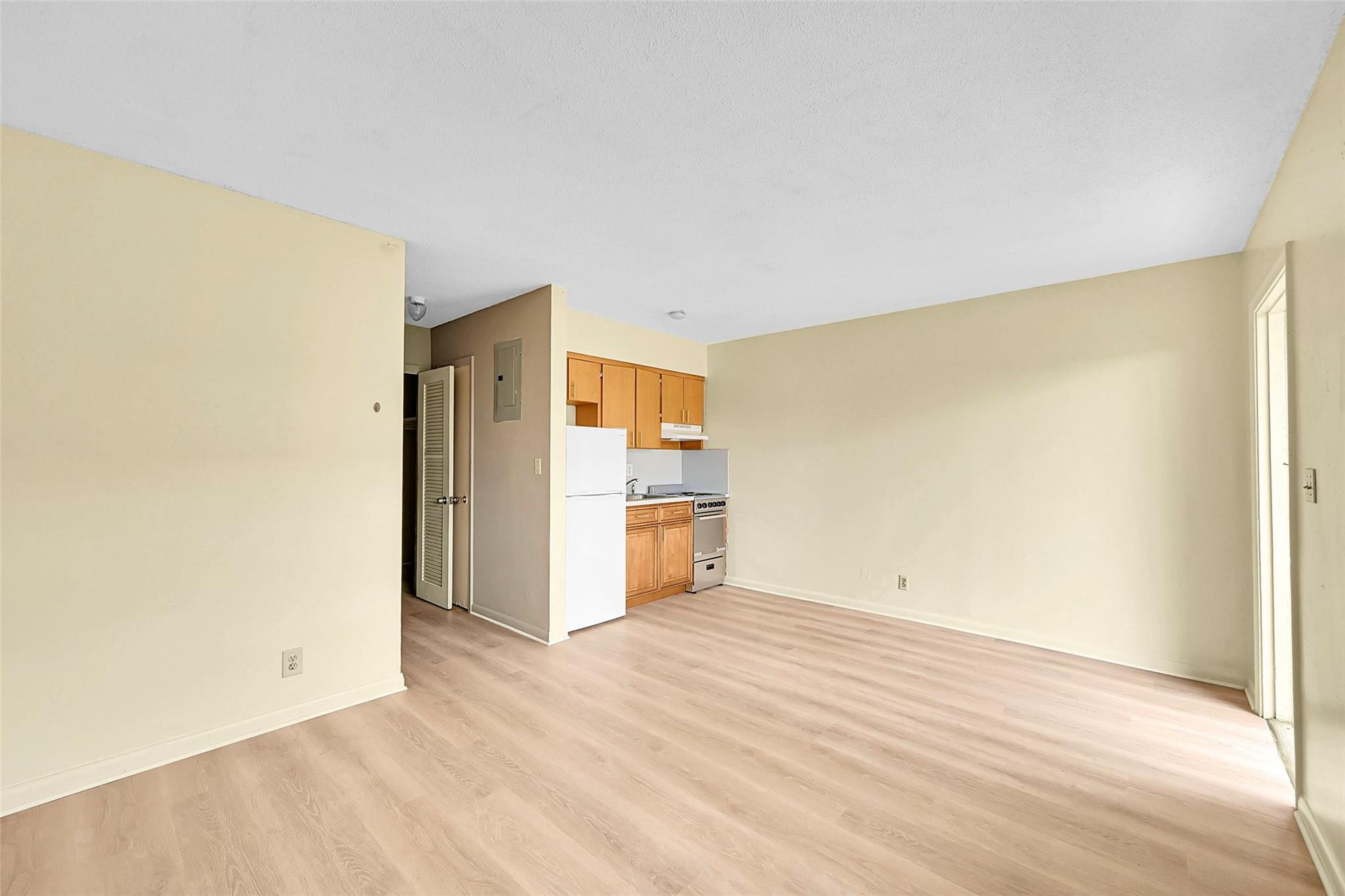 4001 NW 31st Avenue 5