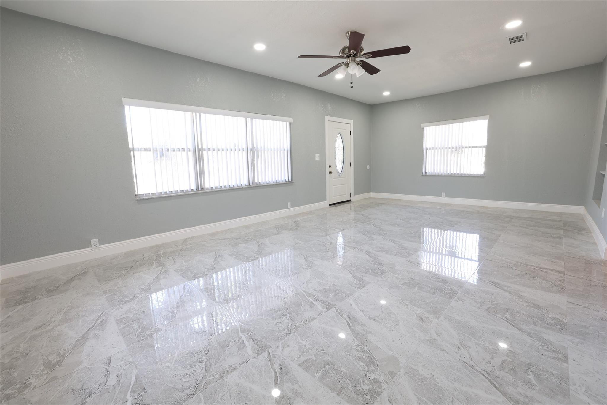 1216 Jann Avenue, Opa-Locka