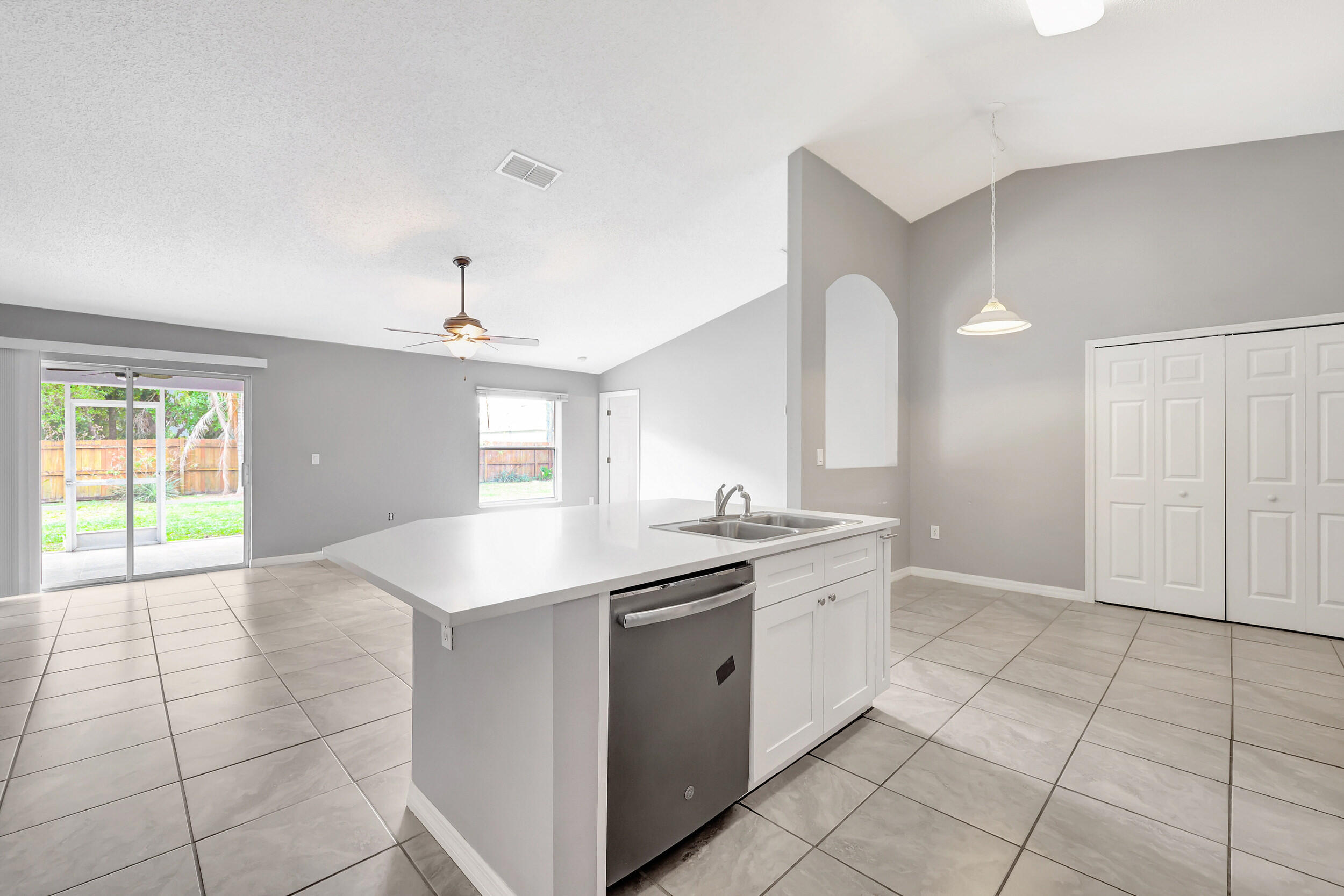 1226 SW Calmar Avenue, Port St. Lucie