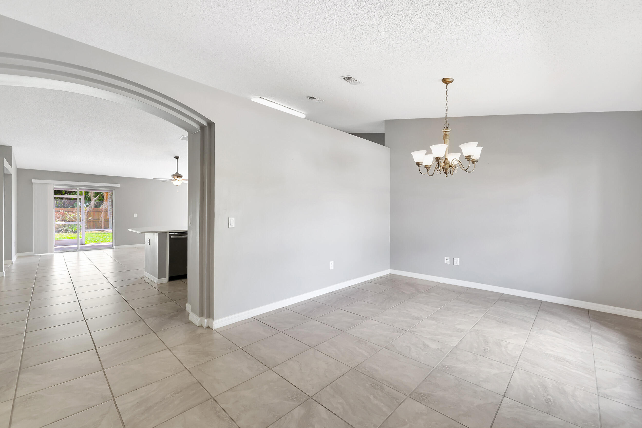 1226 SW Calmar Avenue, Port St. Lucie