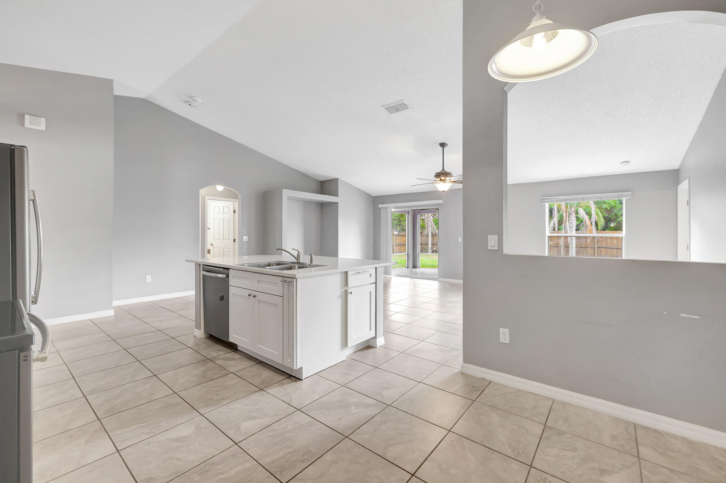 1226 SW Calmar Avenue, Port St. Lucie
