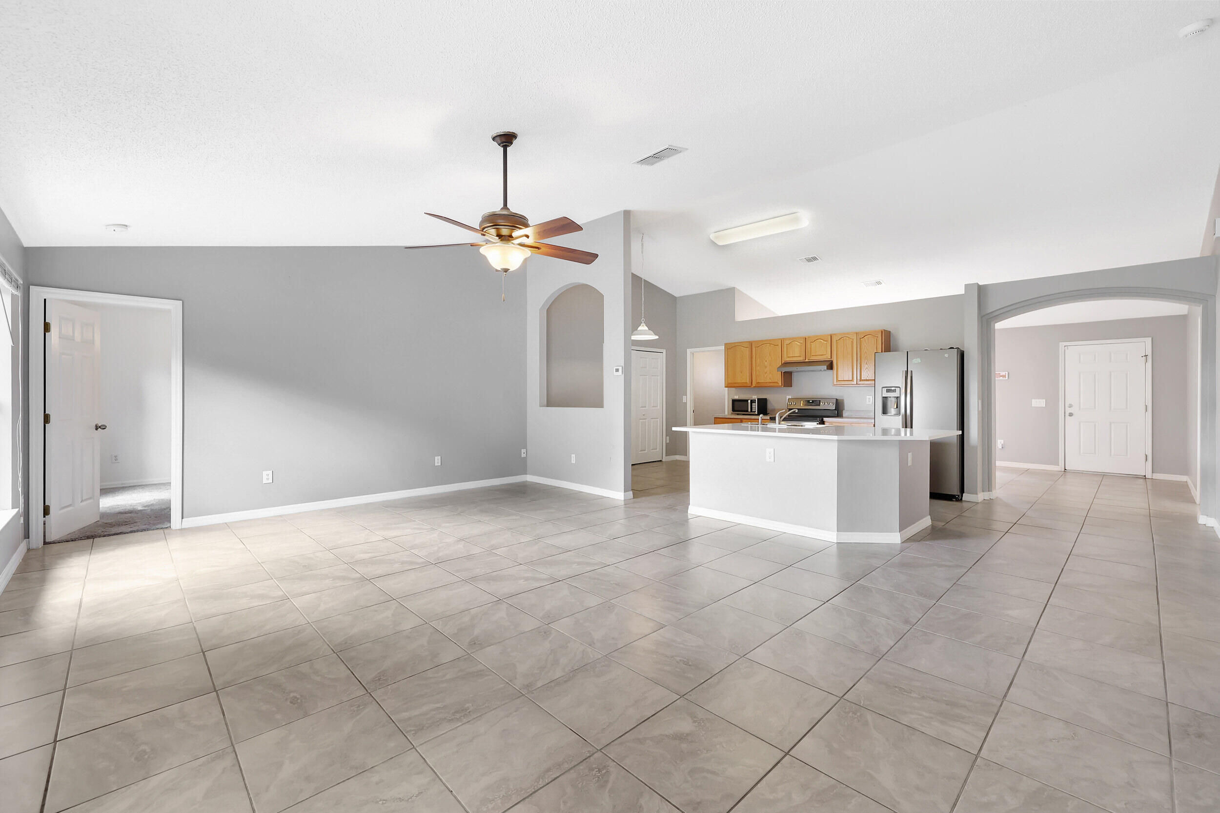 1226 SW Calmar Avenue, Port St. Lucie