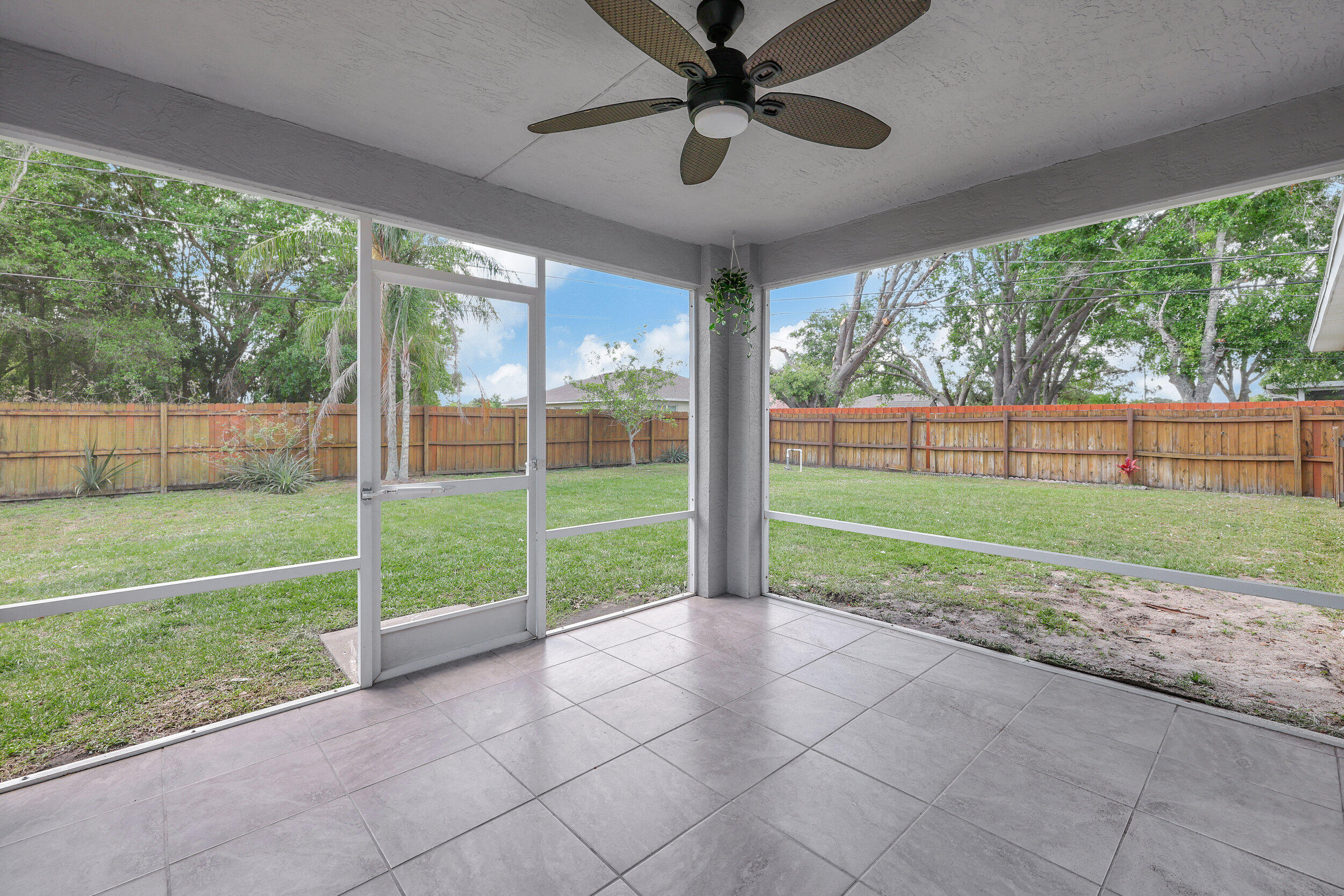 1226 SW Calmar Avenue, Port St. Lucie