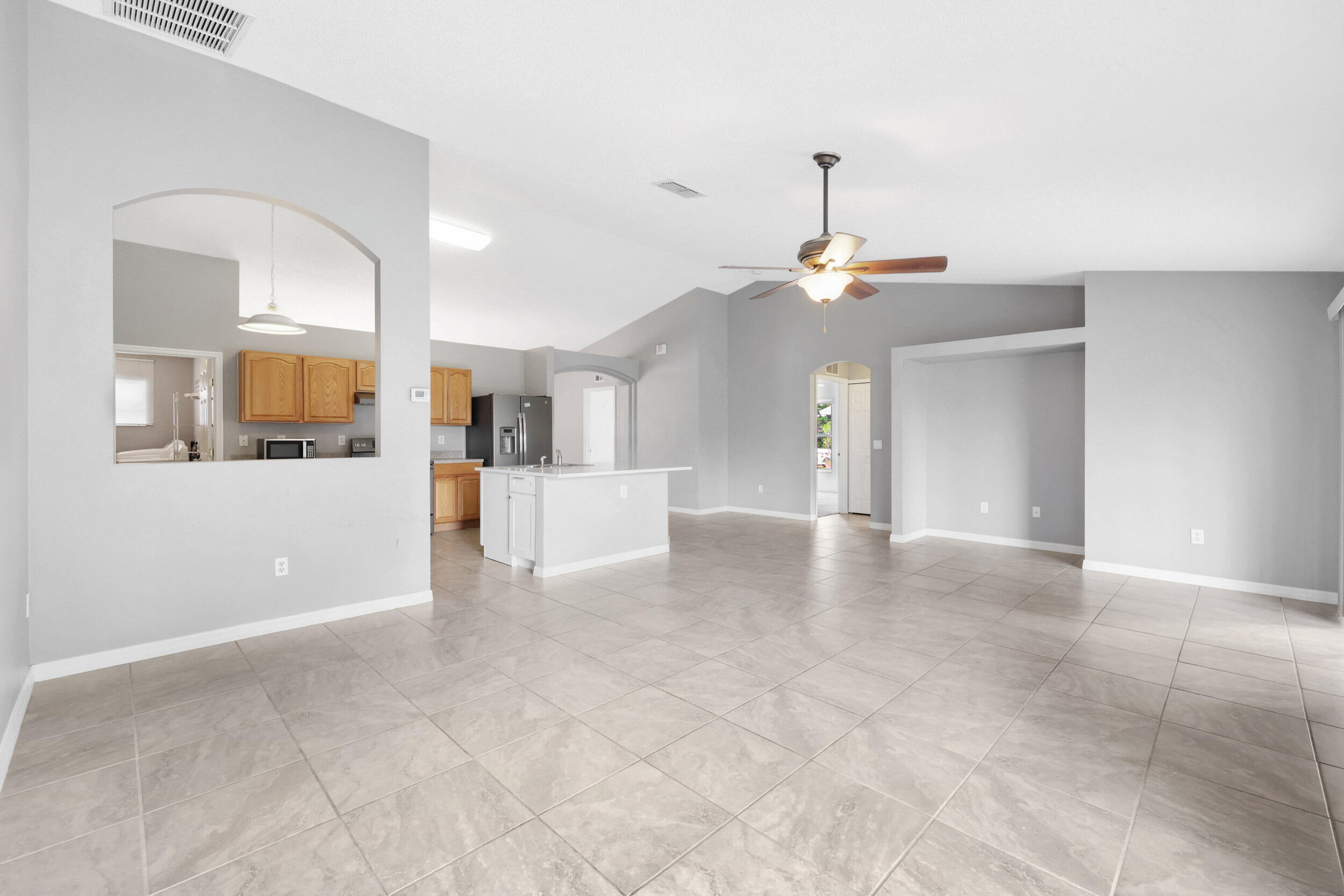 1226 SW Calmar Avenue, Port St. Lucie