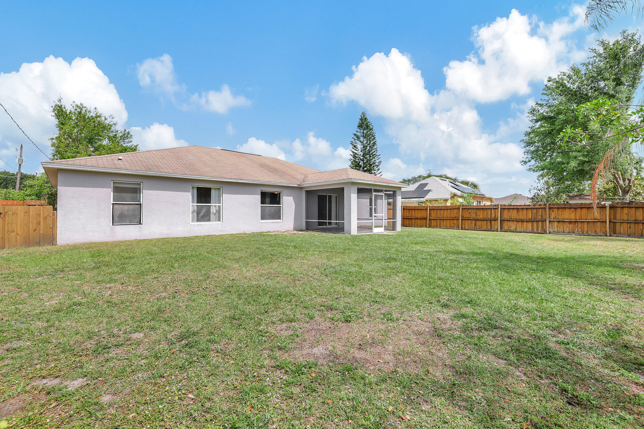 1226 SW Calmar Avenue, Port St. Lucie