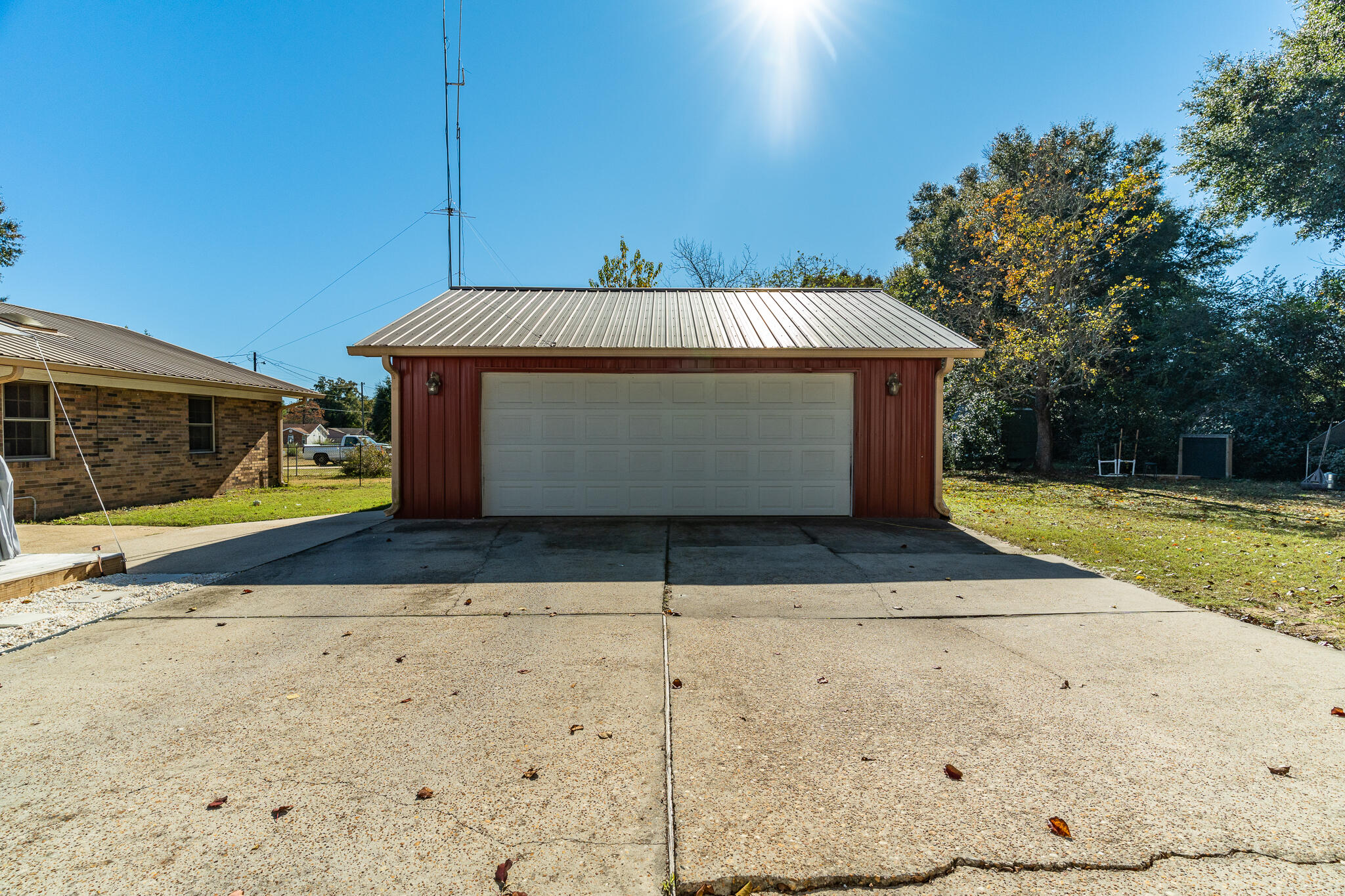 1211 Valley Rd Road