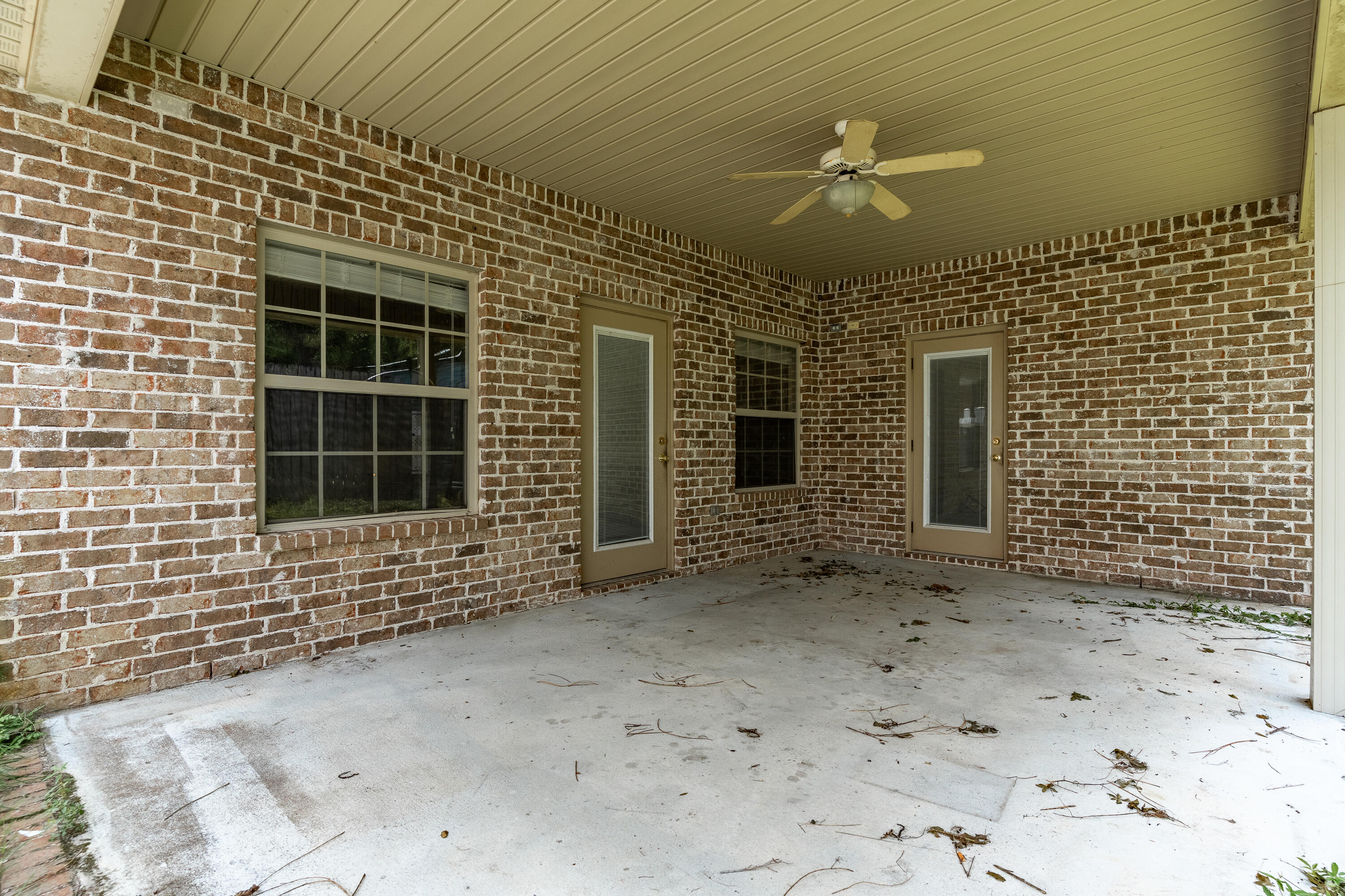 2071 Fountainview Drive