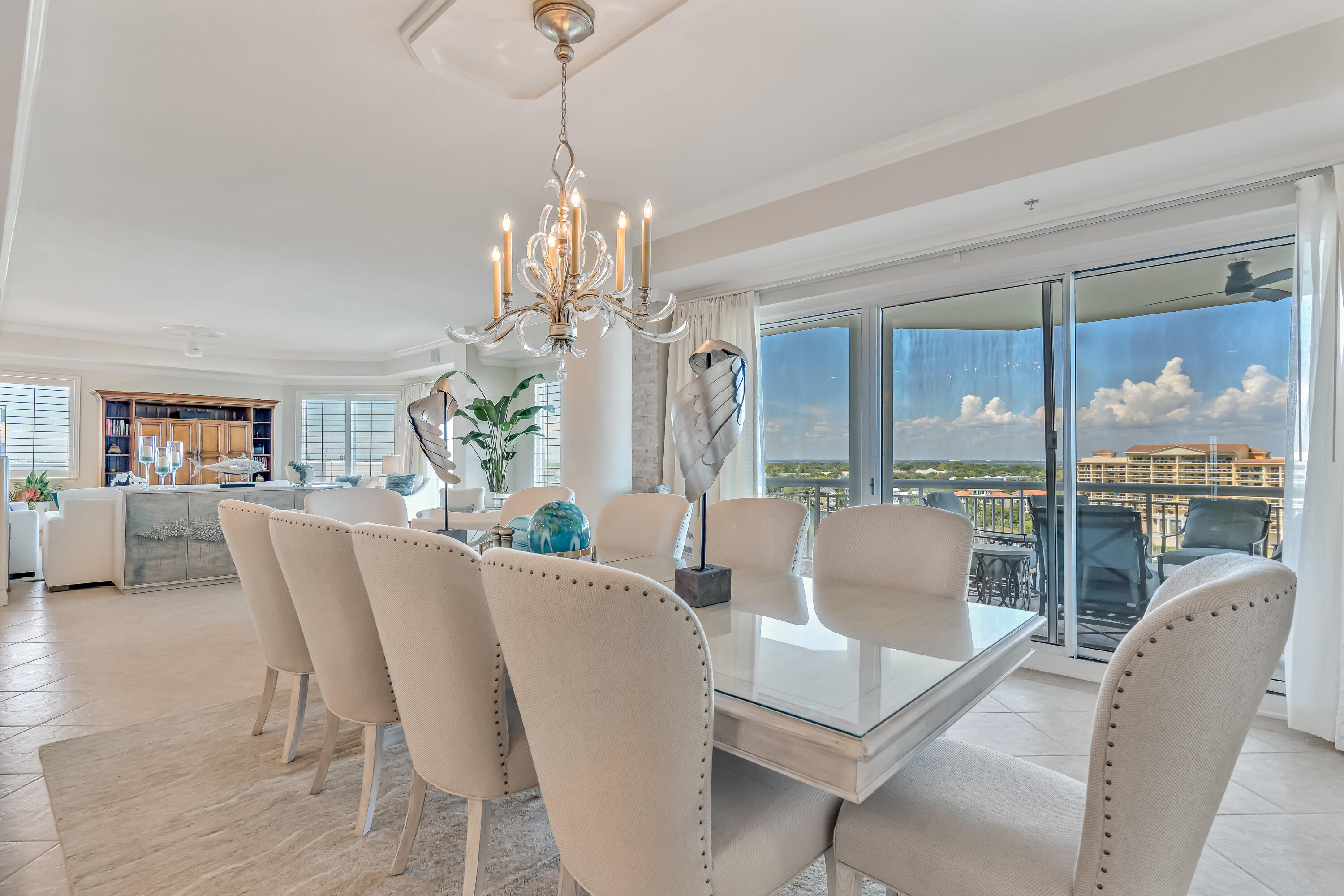 725 Gulf Shore Drive, 901A