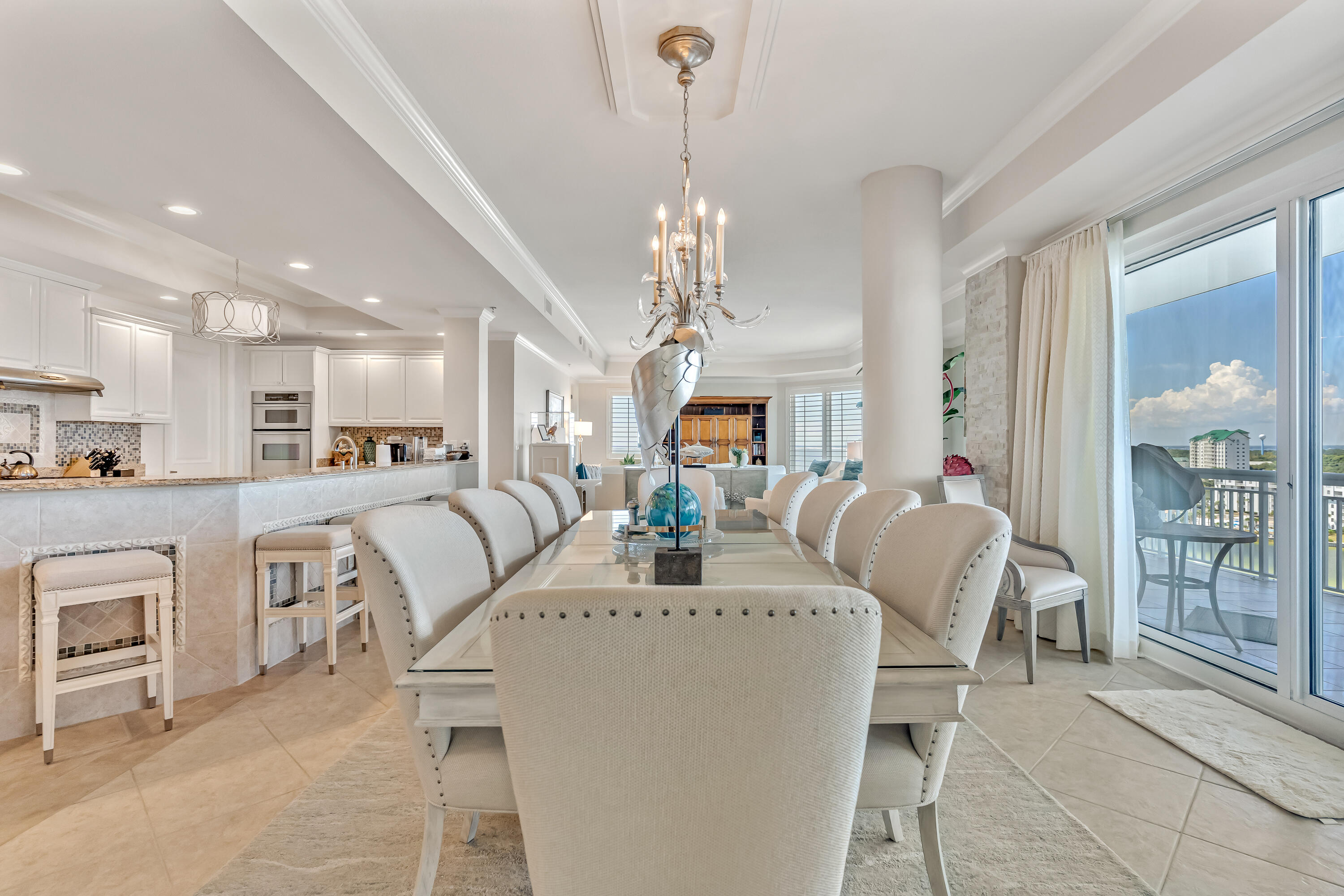 725 Gulf Shore Drive, 901A