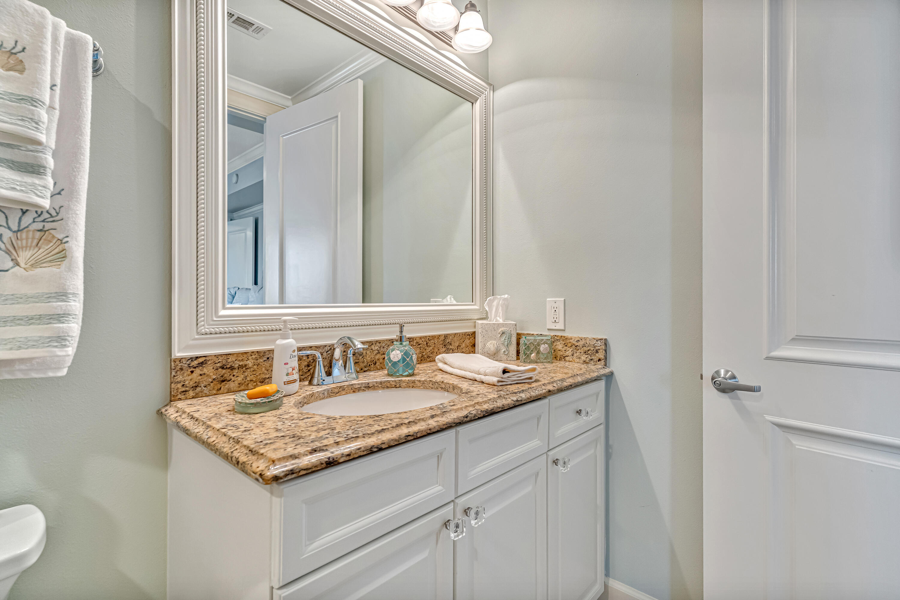 725 Gulf Shore Drive, 901A