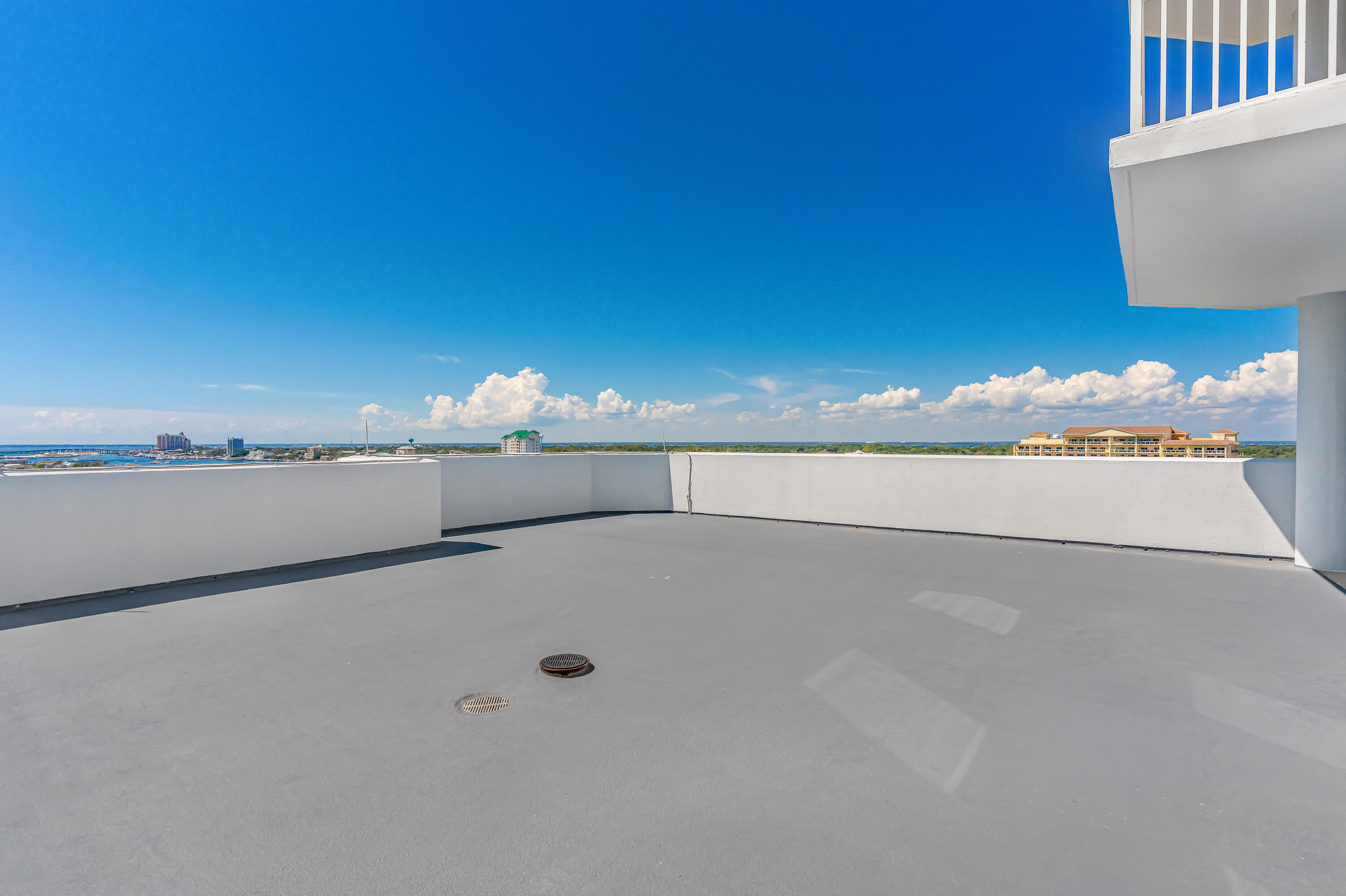 725 Gulf Shore Drive, 901A
