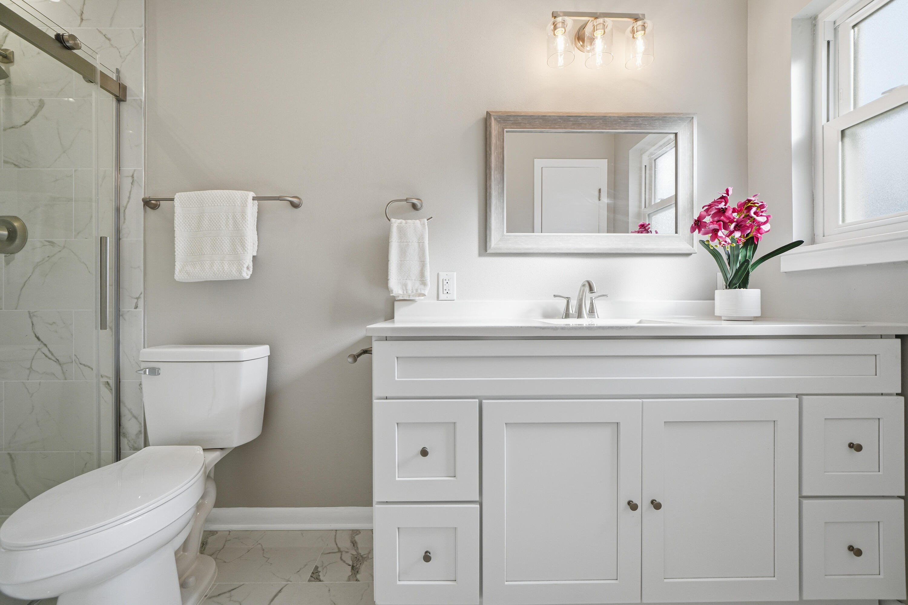 258 NW Briarwood Circle