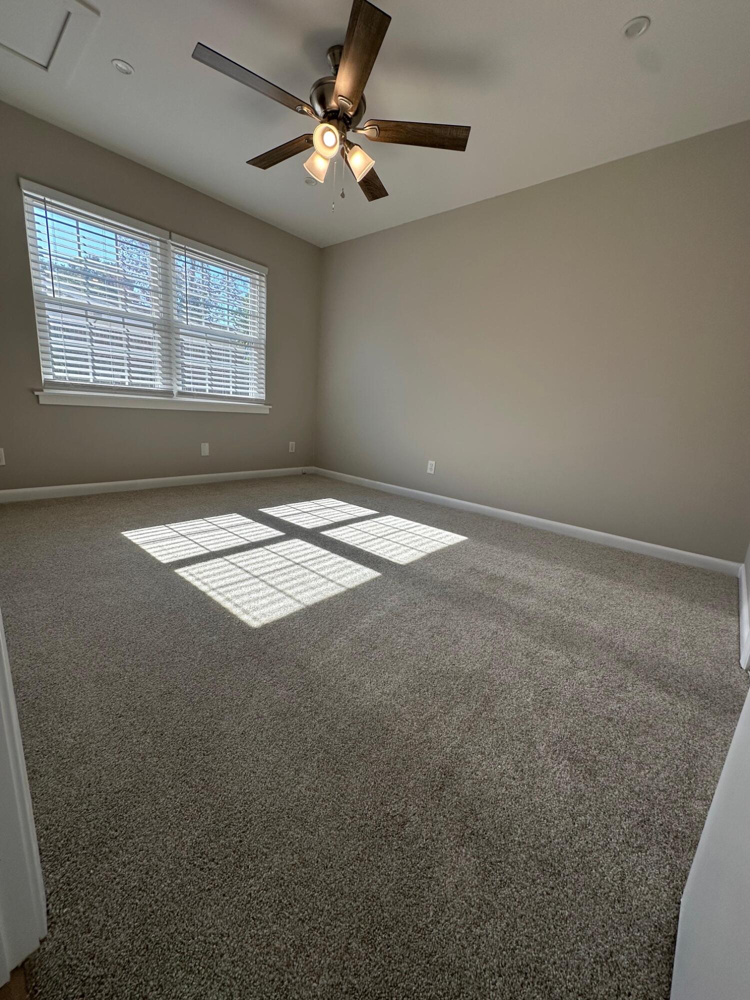 258 NW Briarwood Circle