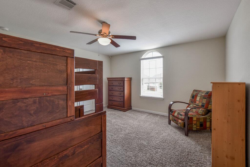 521 Middle Brook DR