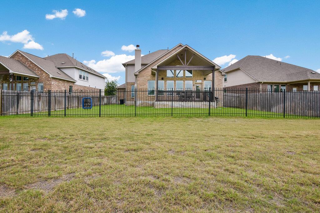 521 Middle Brook DR
