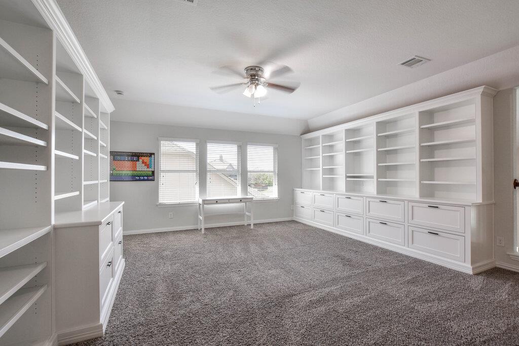 521 Middle Brook DR