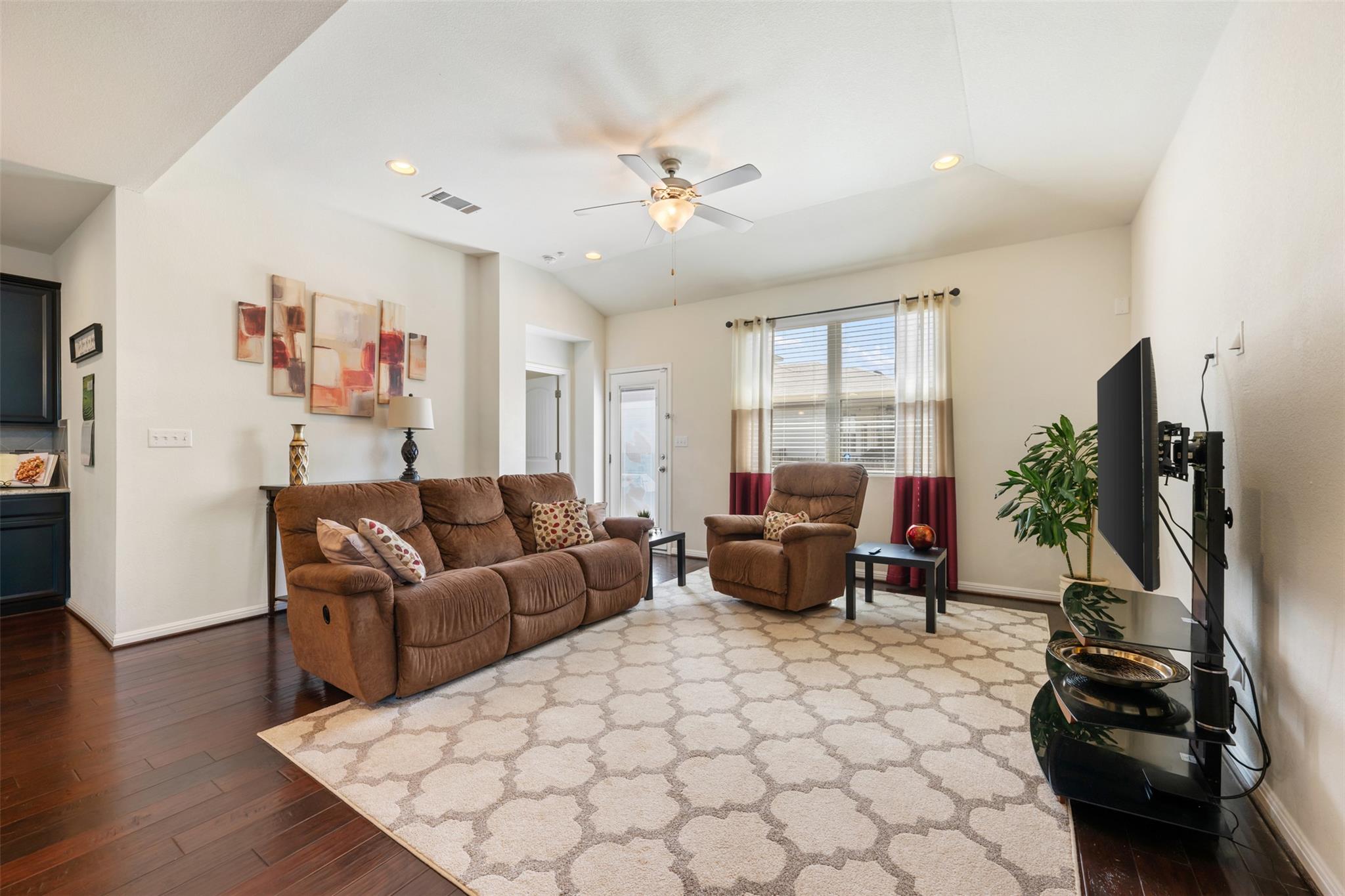 17221 Brittle LN