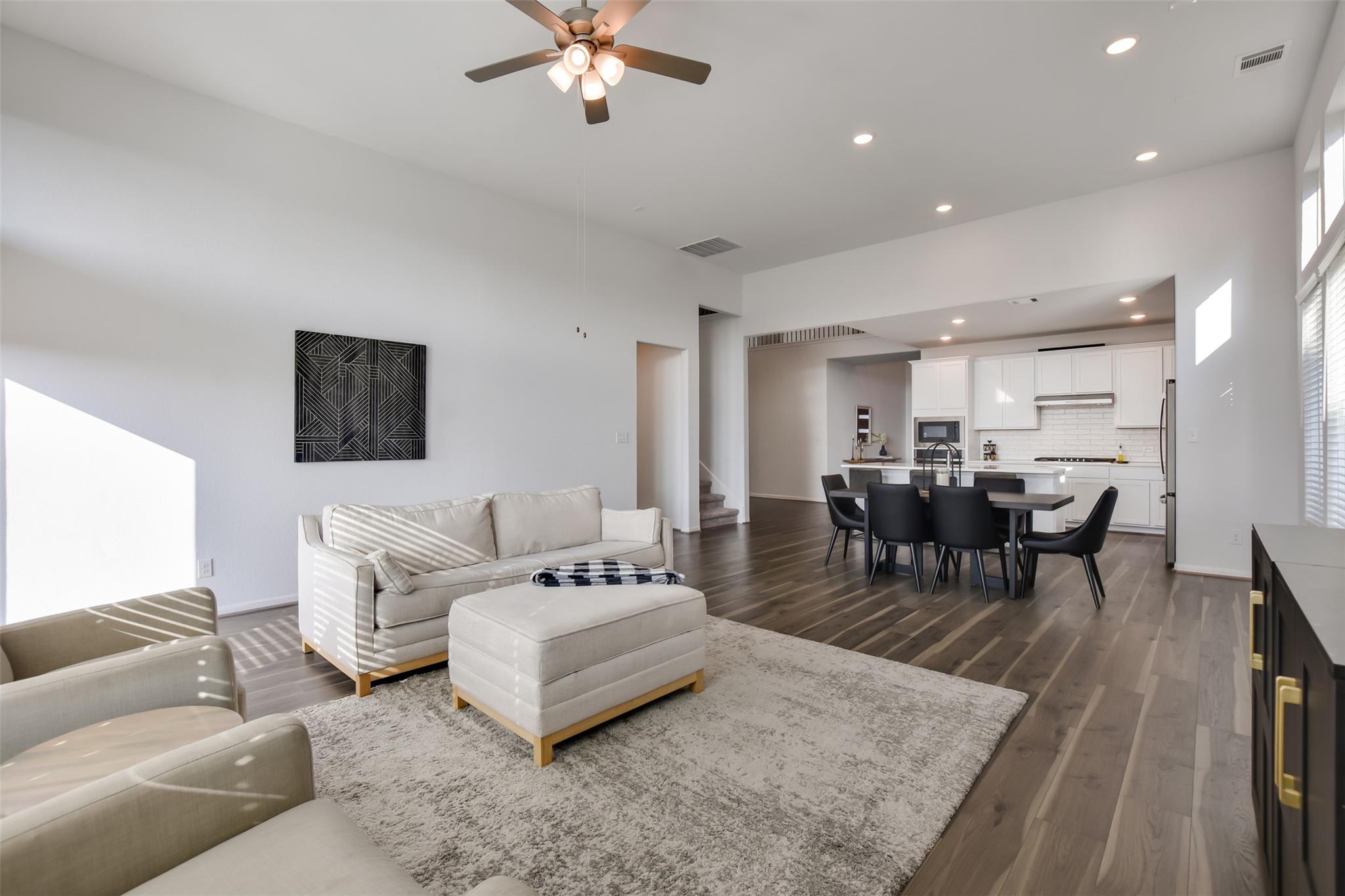 605 Oleander LOOP