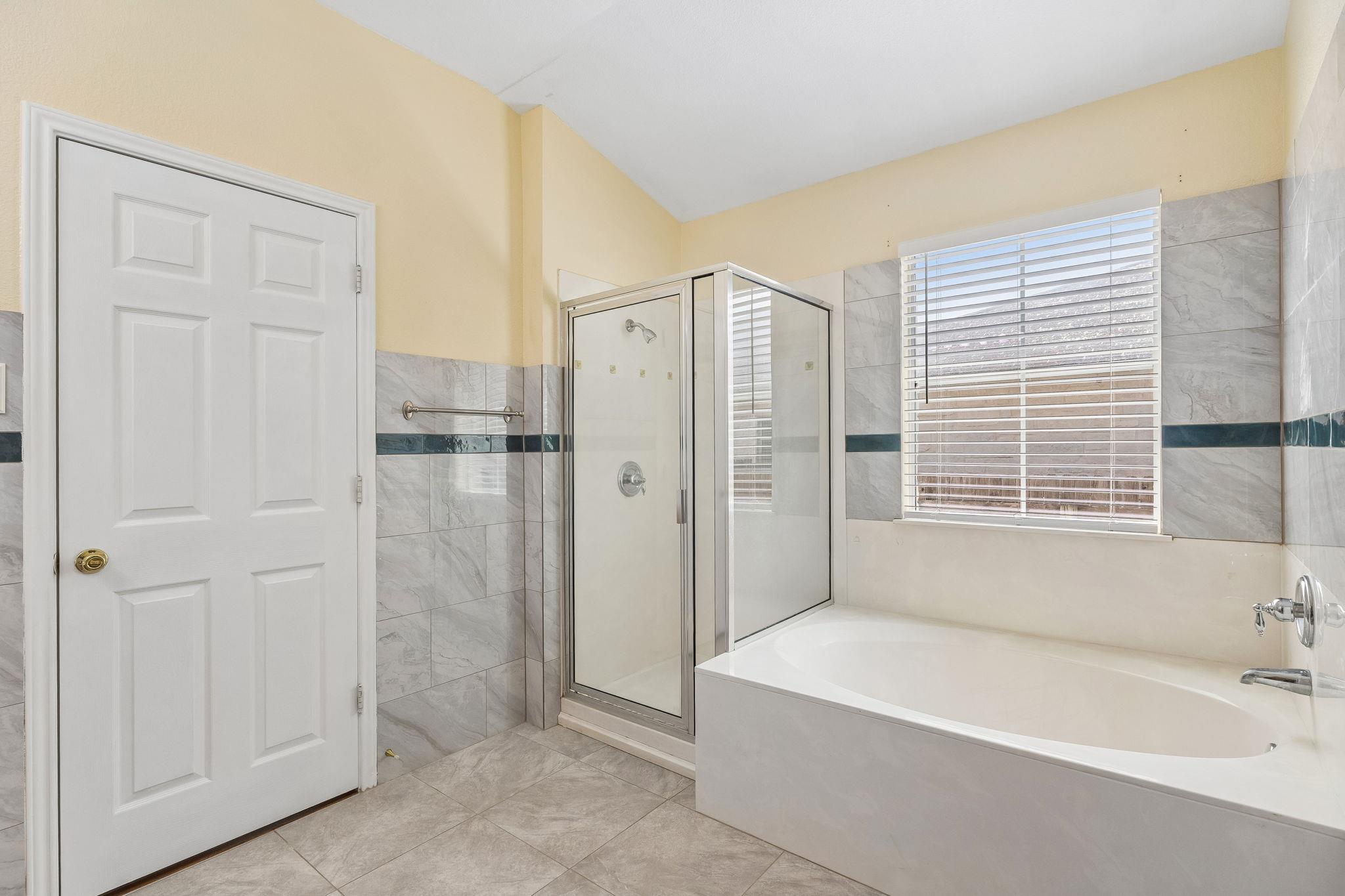 1512 Sweet Leaf LN