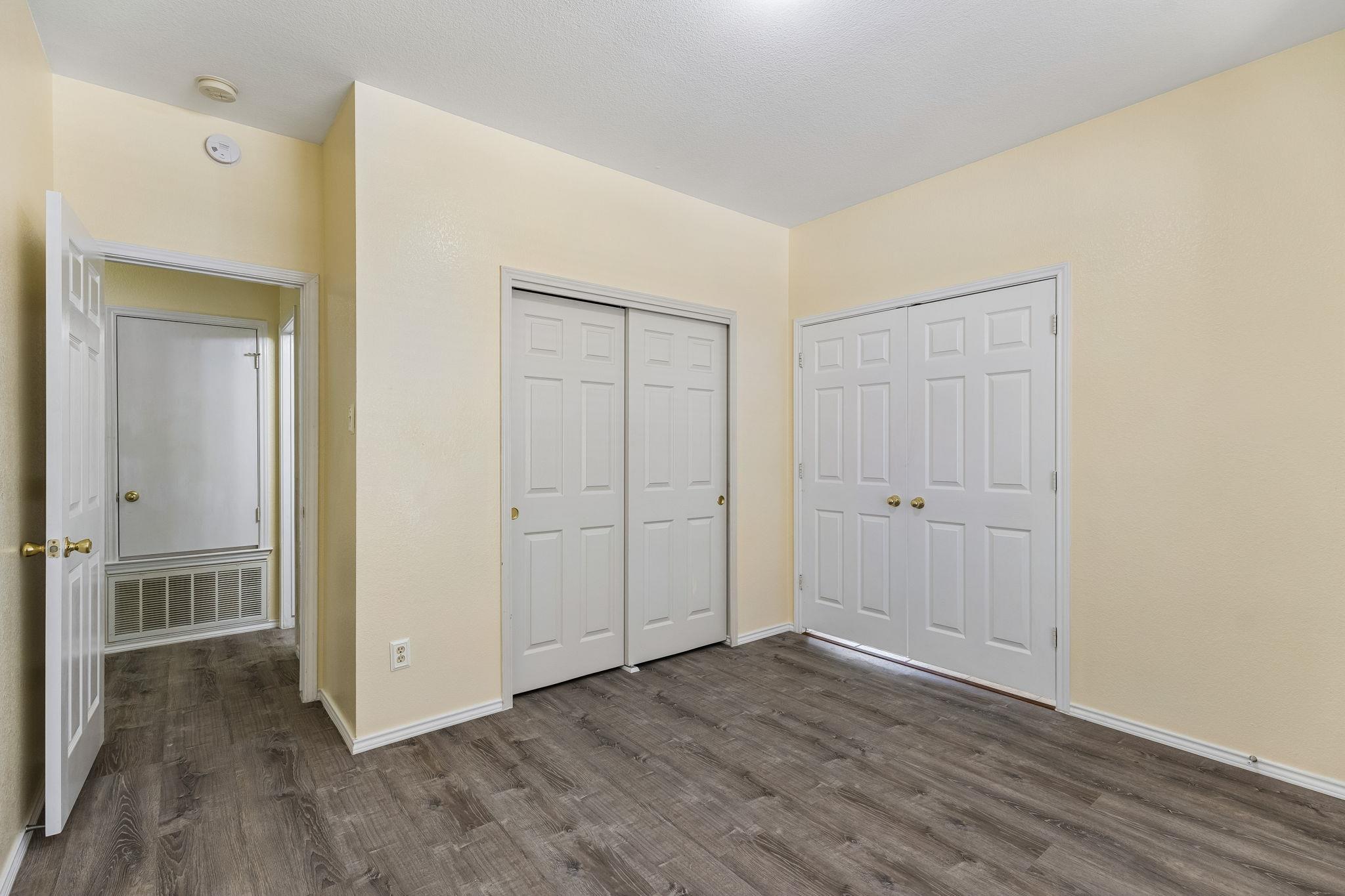 1512 Sweet Leaf LN