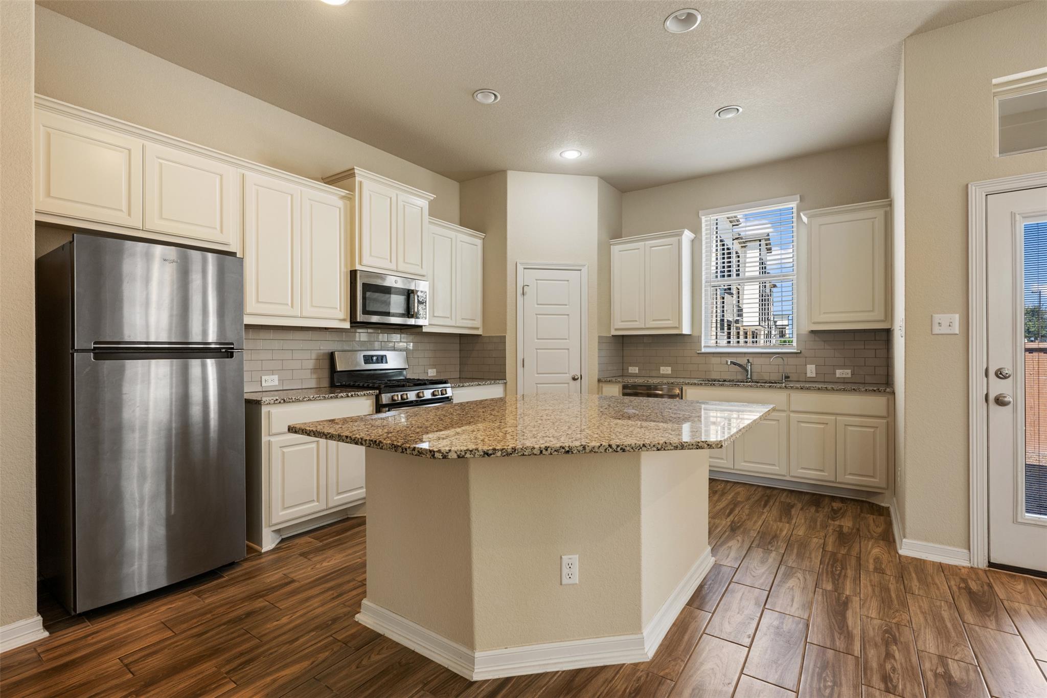 2202 Dillon Pond LN # B