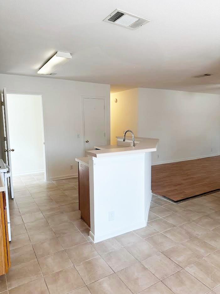 3201 El Salido PKWY # 211